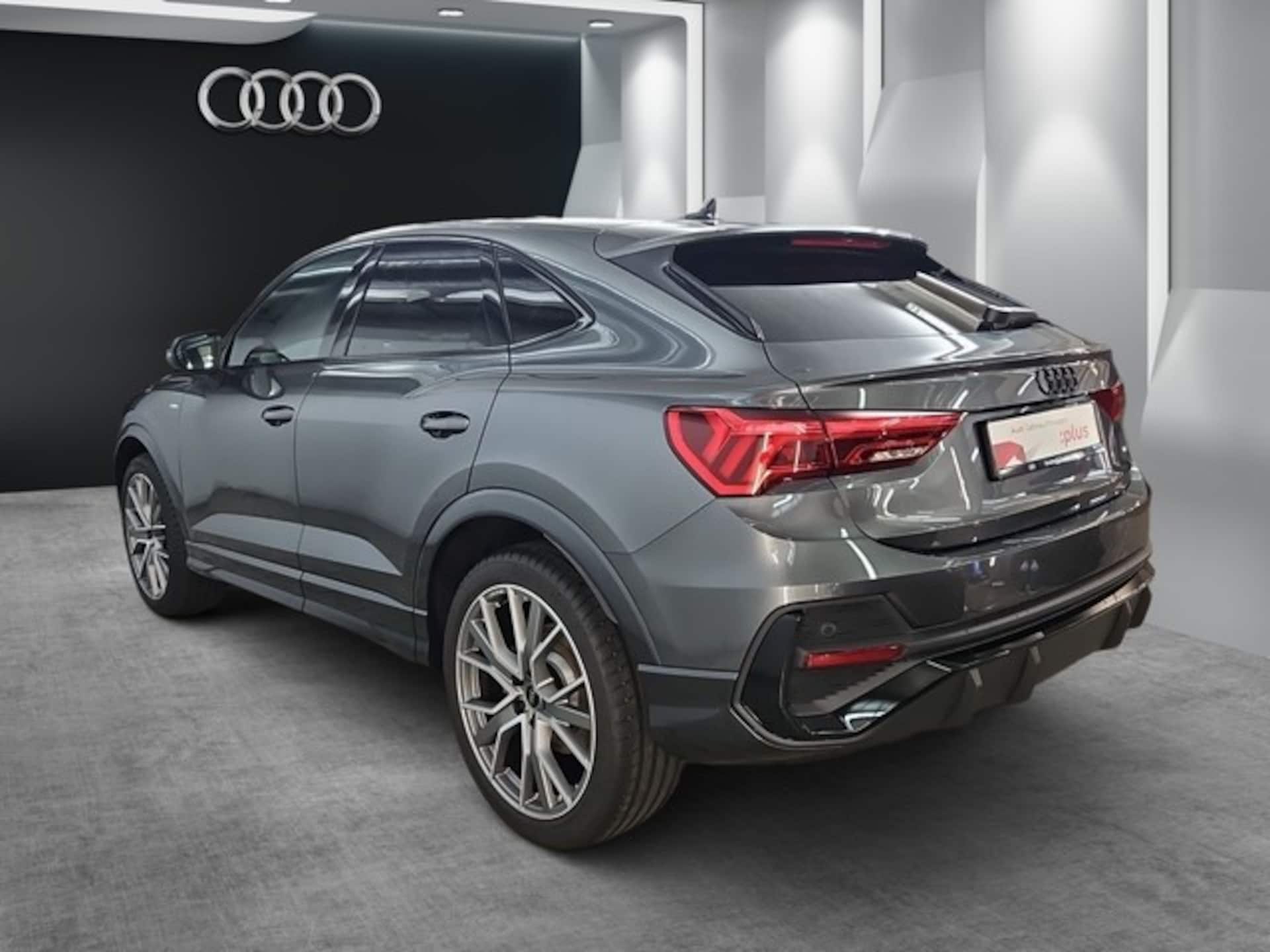 Audi Q3 Sportback S line