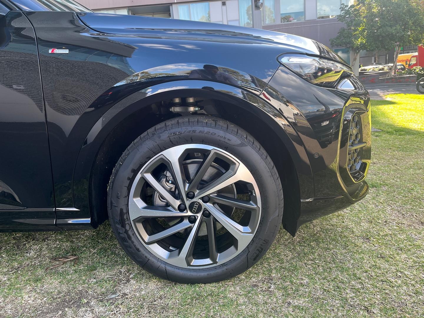 Image about Audi Q5 SUV TFSI quattro 200 kW sport