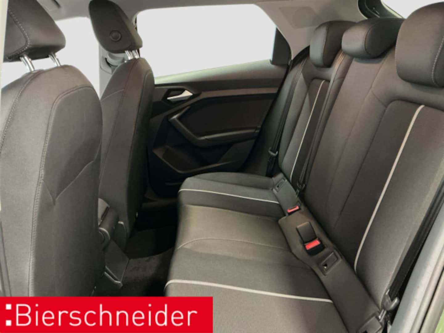 Bild über Audi A1 Sportback advanced 30 TFSI Schaltgetriebe - für weitere Informationen kontaktieren Sie den Audi Partner
