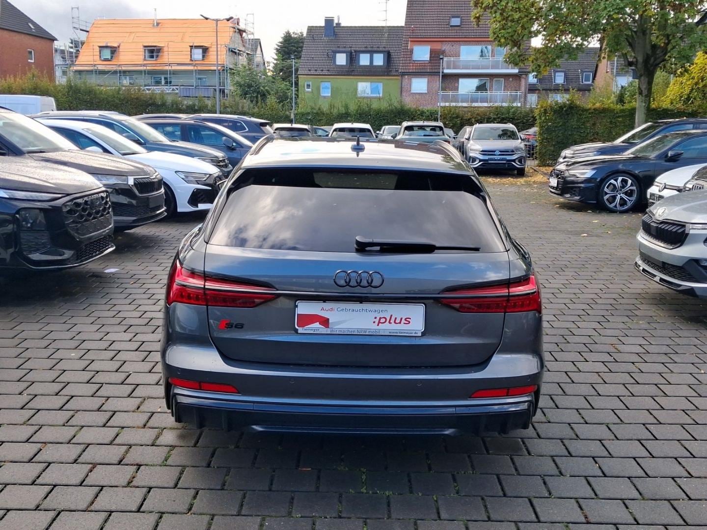 Bild über Audi S6 Avant TDI quattro tiptronic - für weitere Informationen kontaktieren Sie den Audi Partner