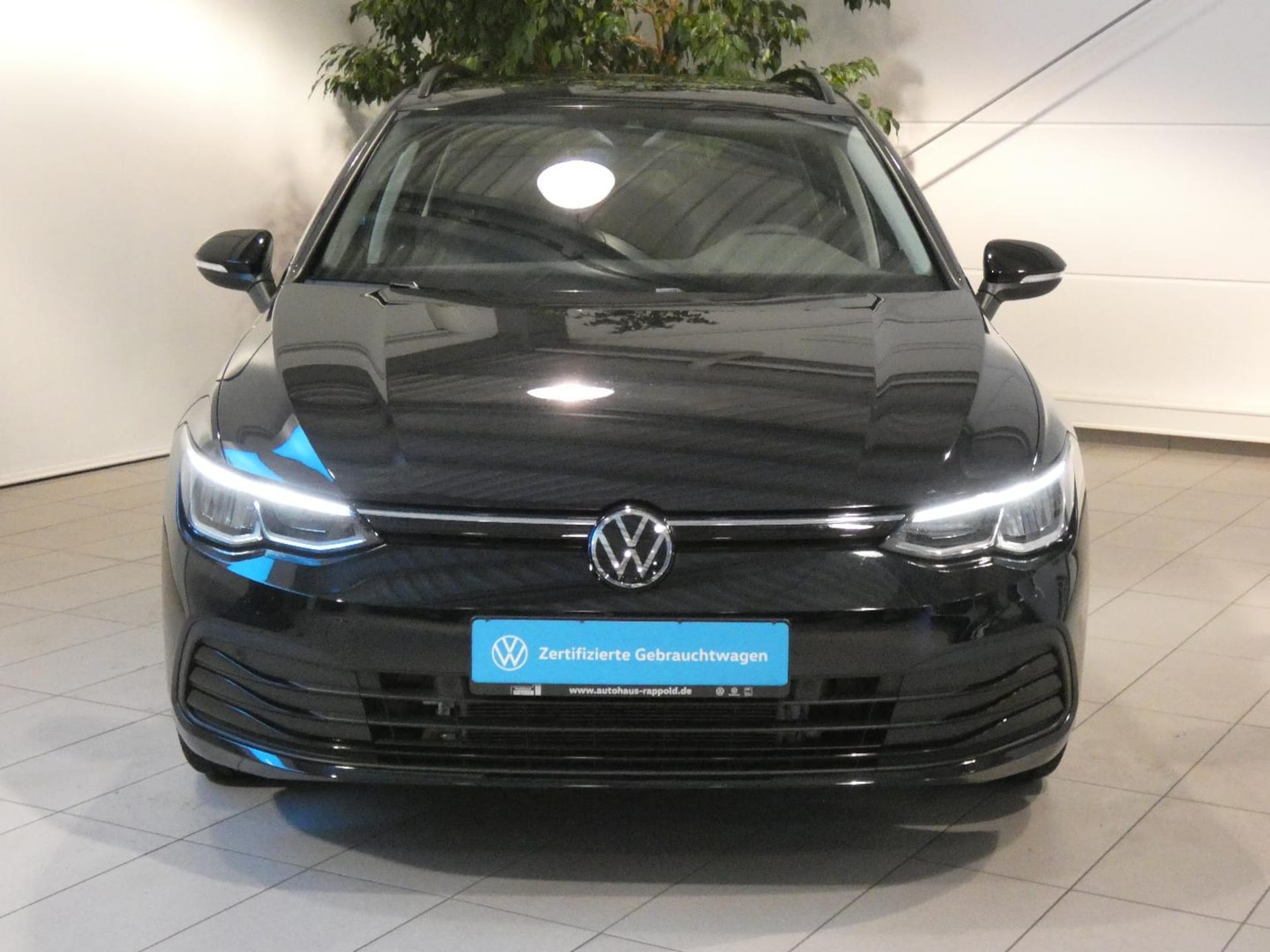 Volkswagen Golf Variant Life