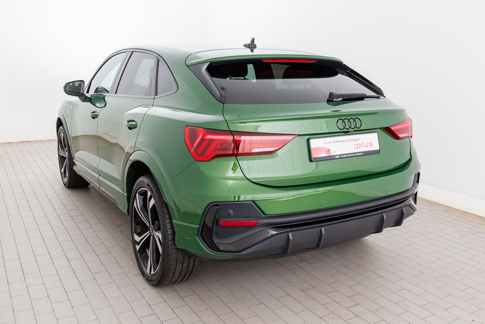 Image about Audi Q3 Sportback TFSI e 45 TFSI e S tronic