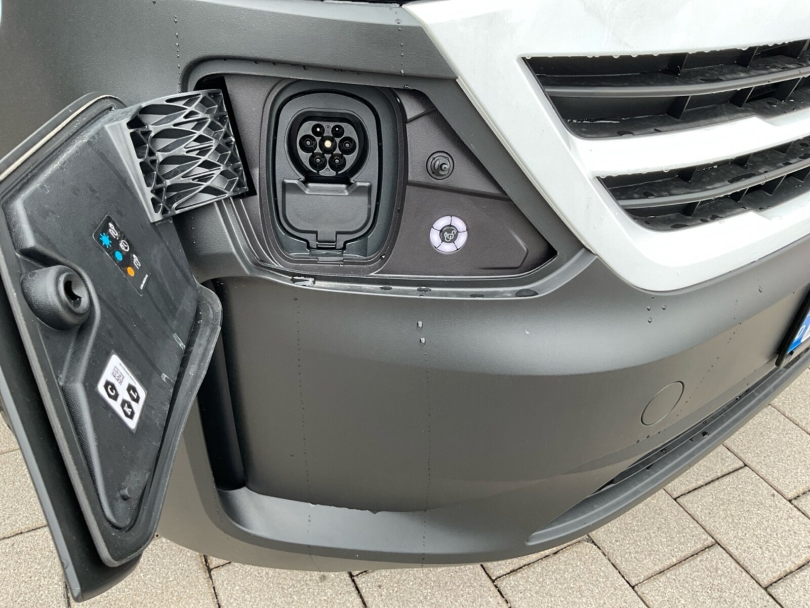 Volkswagen Transporter Kasten kurzer Radstand – Bild 14