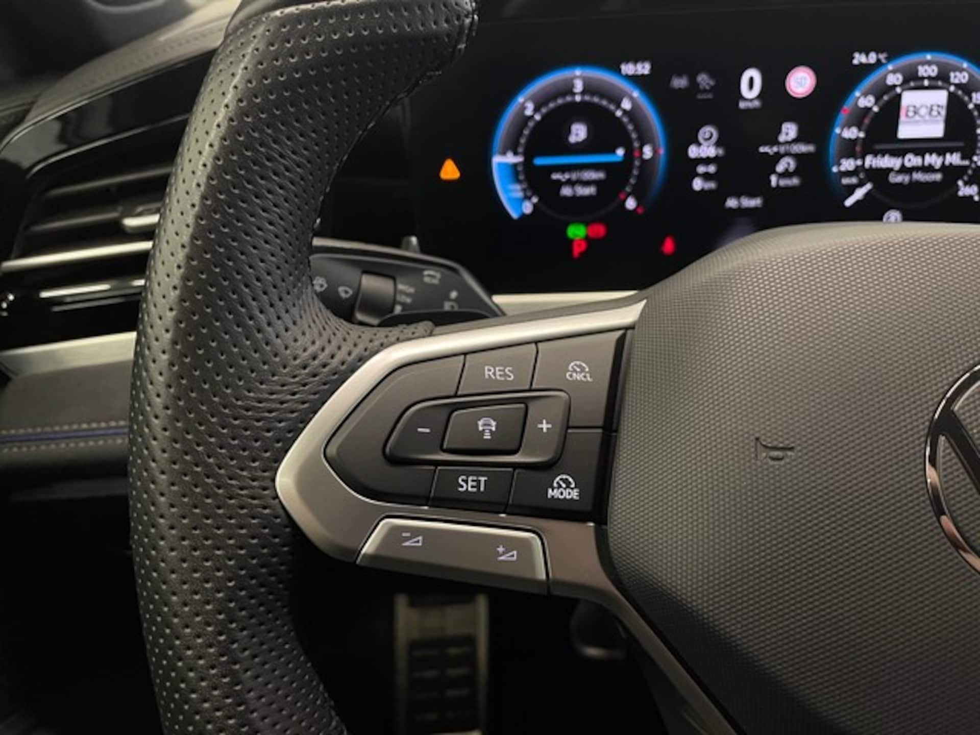 Volkswagen Passat R-Line