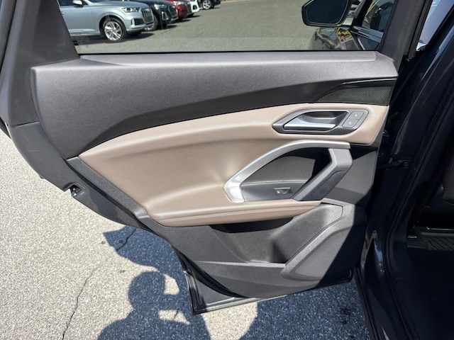 2025 Audi Q5 Premium - Photo 12