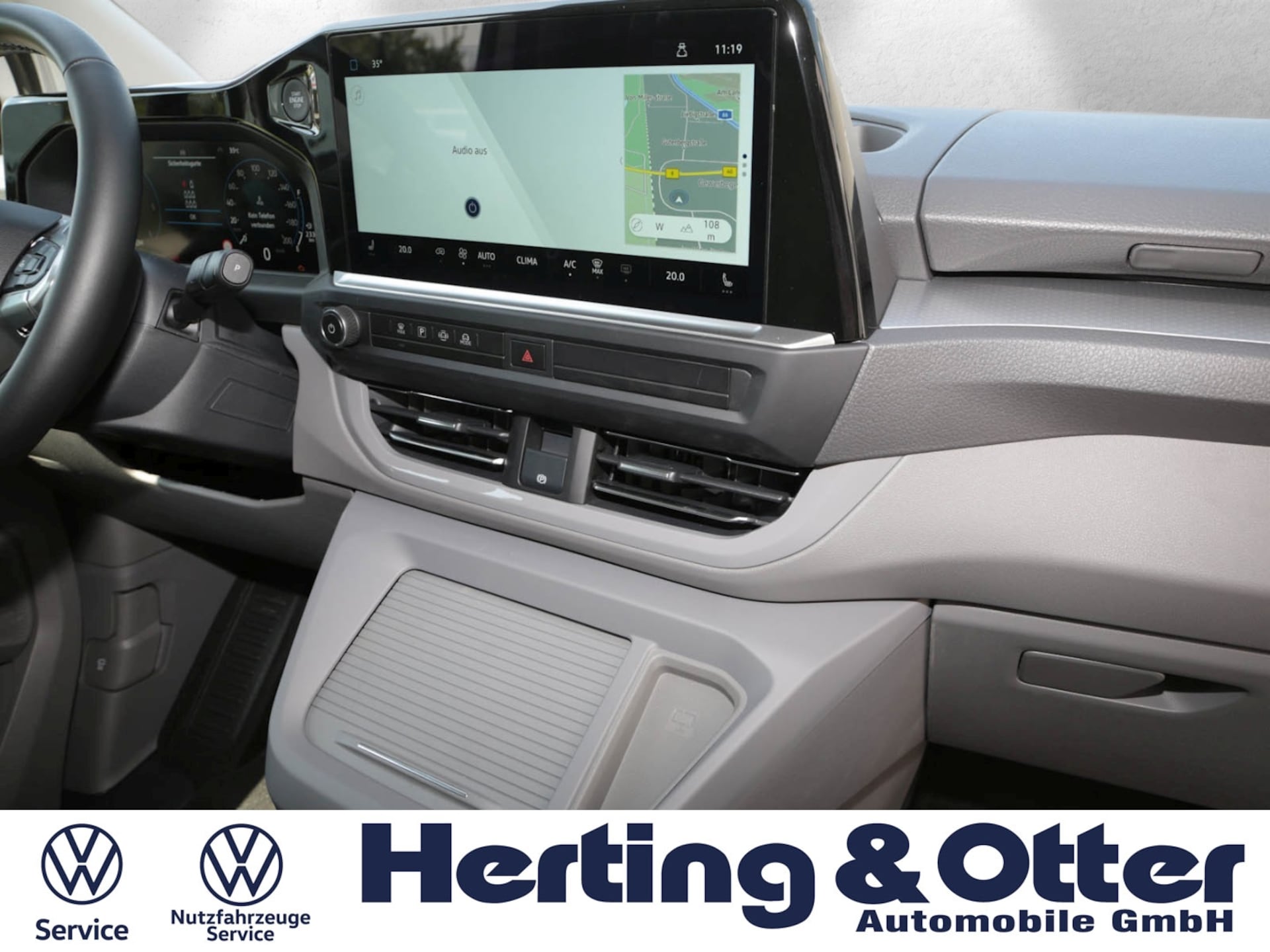 Volkswagen Caravelle Style