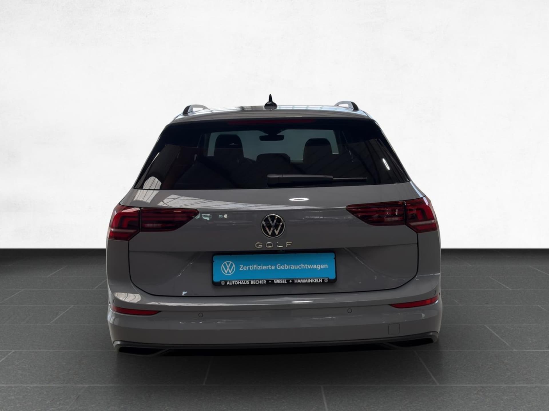 Volkswagen Golf Variant Life