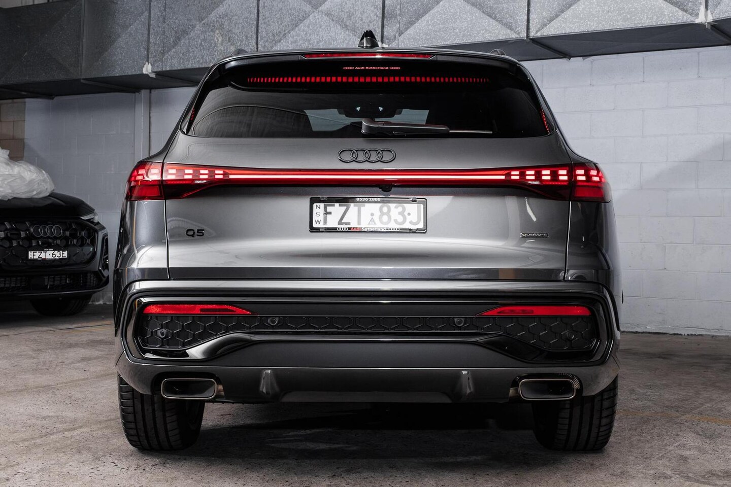 Image about Audi Q5 SUV e-hybrid quattro S tronic