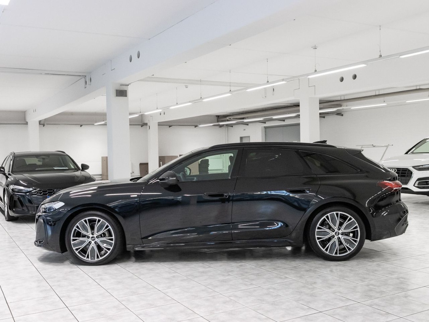 Bild über Audi A5 Avant TFSI 150 kW S tronic - für weitere Informationen kontaktieren Sie den Audi Partner