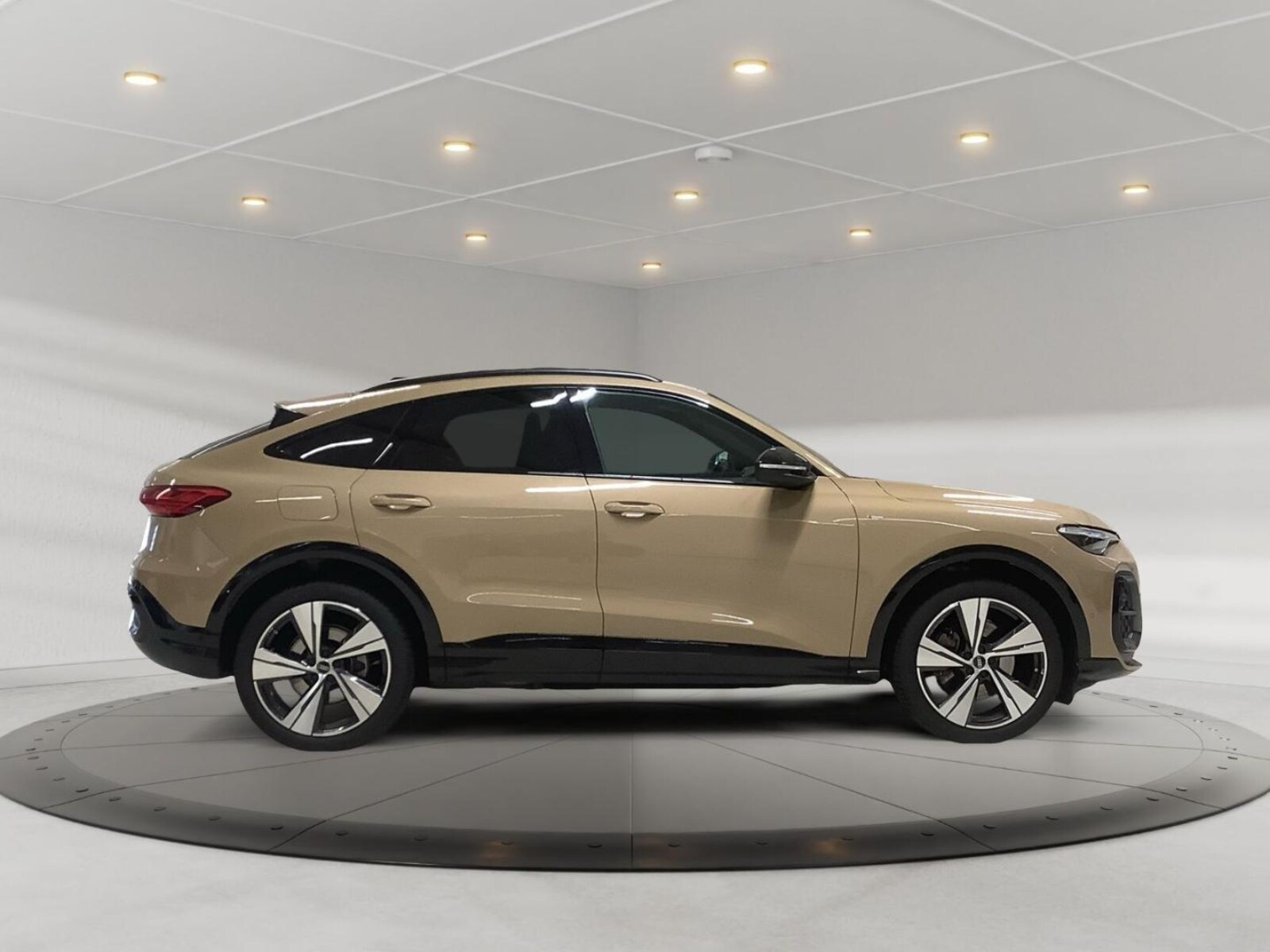Audi Q5 Sportback – Bild 4