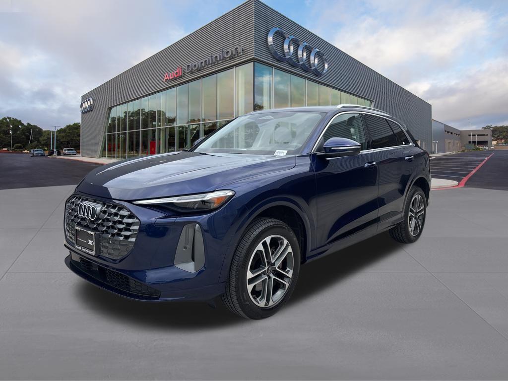 2025 Audi Q5 Premium Plus quattro's photo