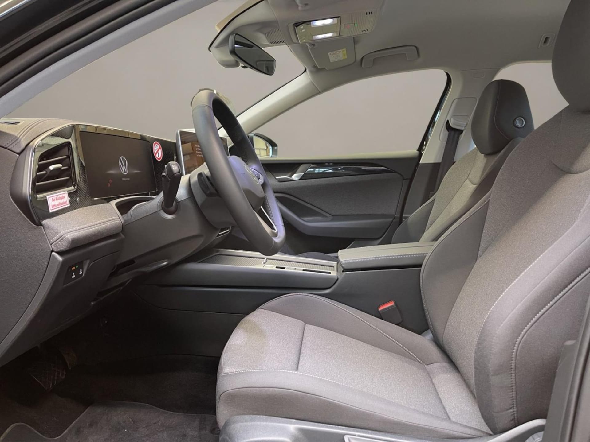 Volkswagen Passat Basis-Modell