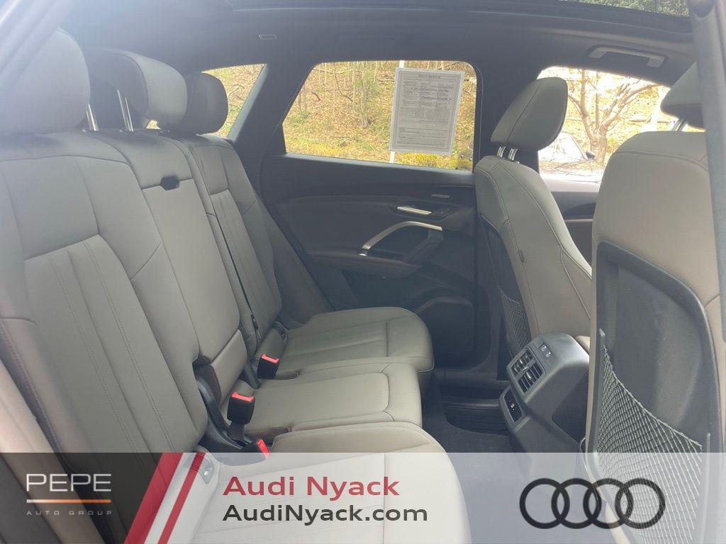 2025 Audi Q5 Premium Plus - Photo 17