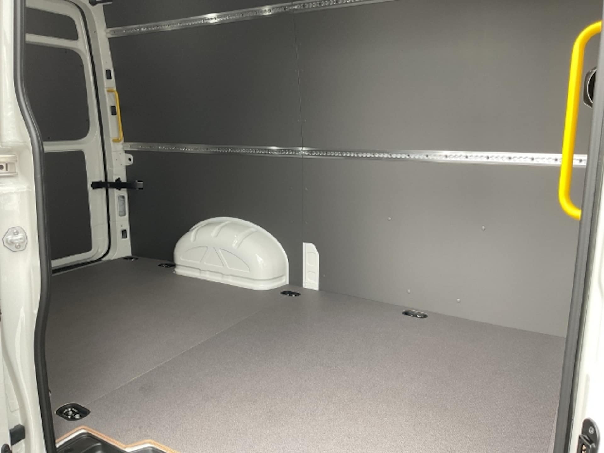 Volkswagen Crafter Kasten mittlerer Radstand