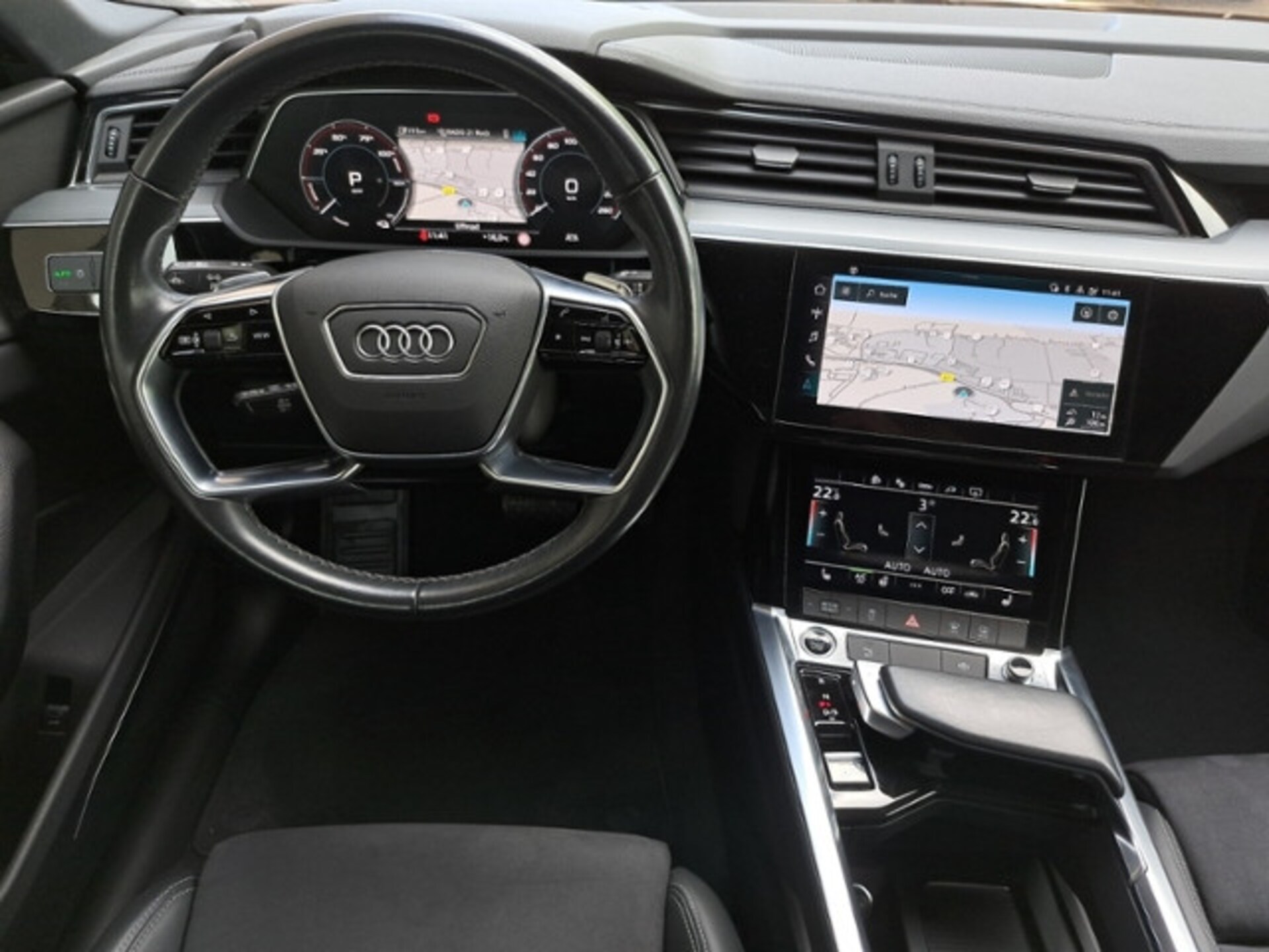 Audi Q8 Sportback e-tron Advanced