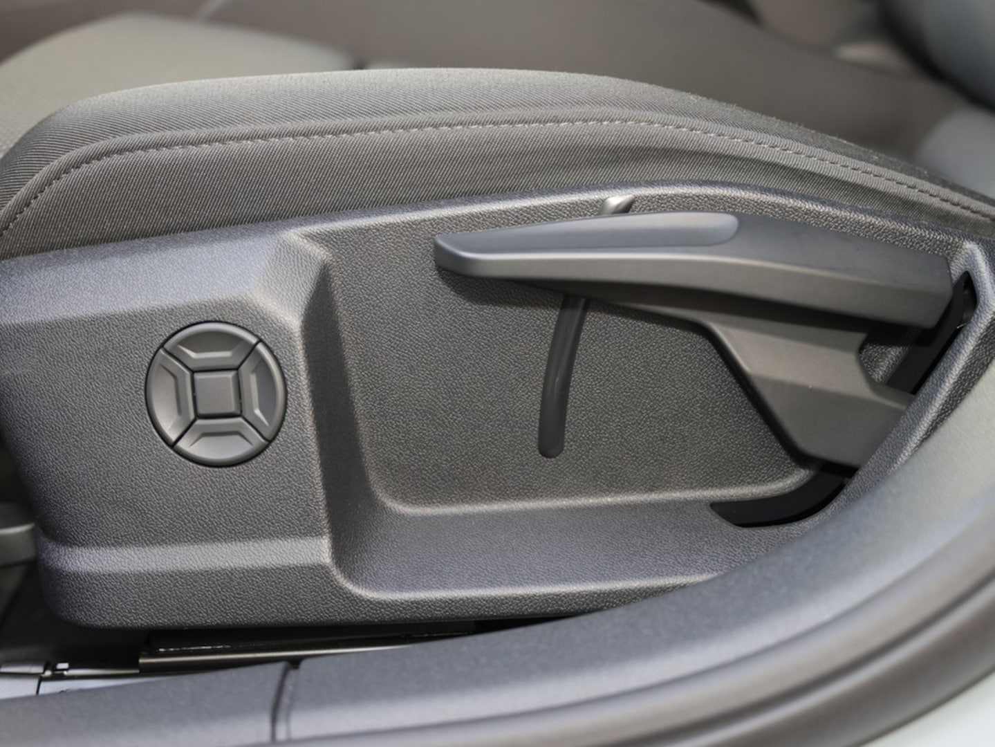 Bild über Audi A3 allstreet TDI S tronic - für weitere Informationen kontaktieren Sie den Audi Partner