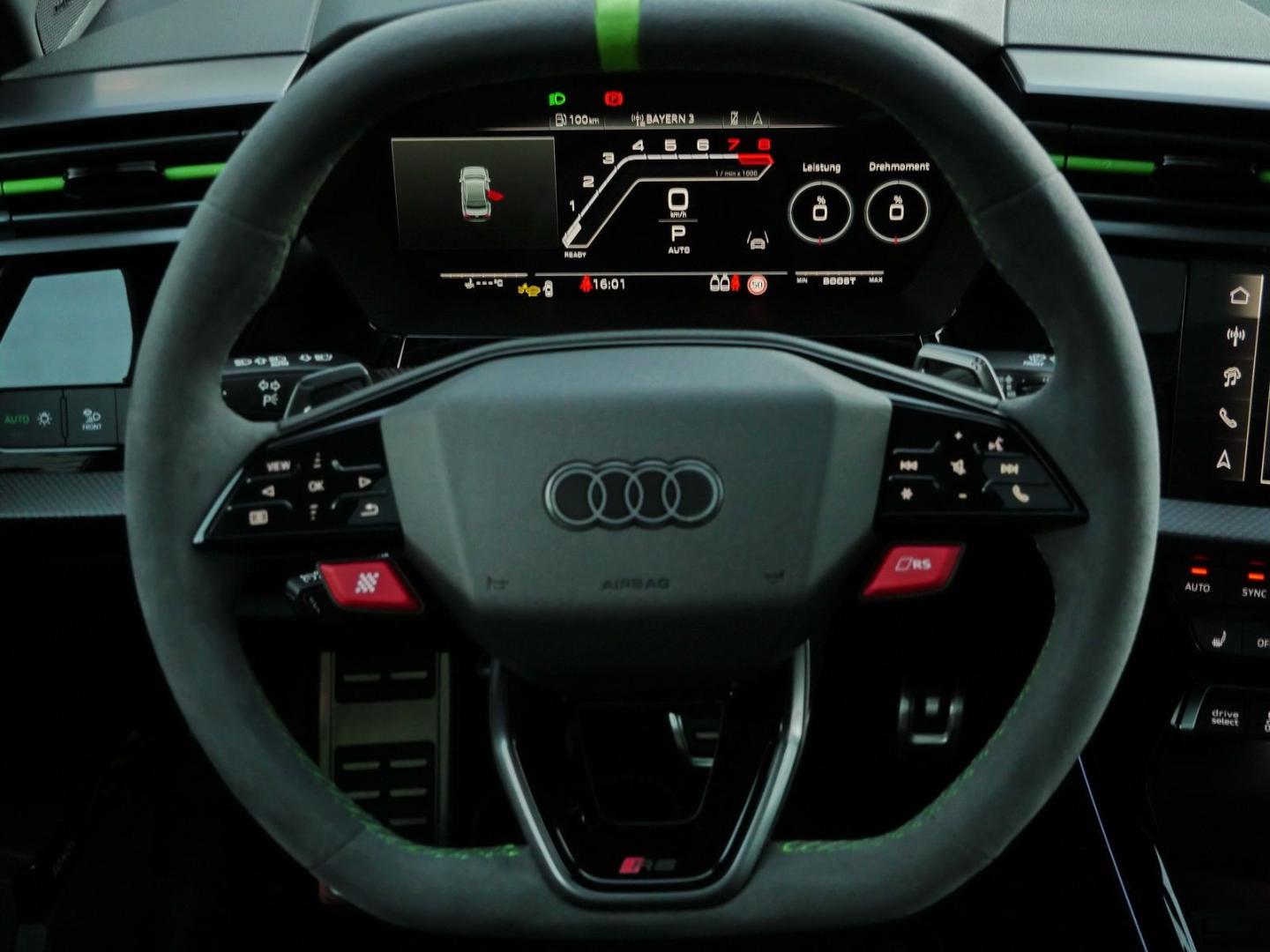 Image about Audi RS 3 Limousine TFSI quattro S tronic
