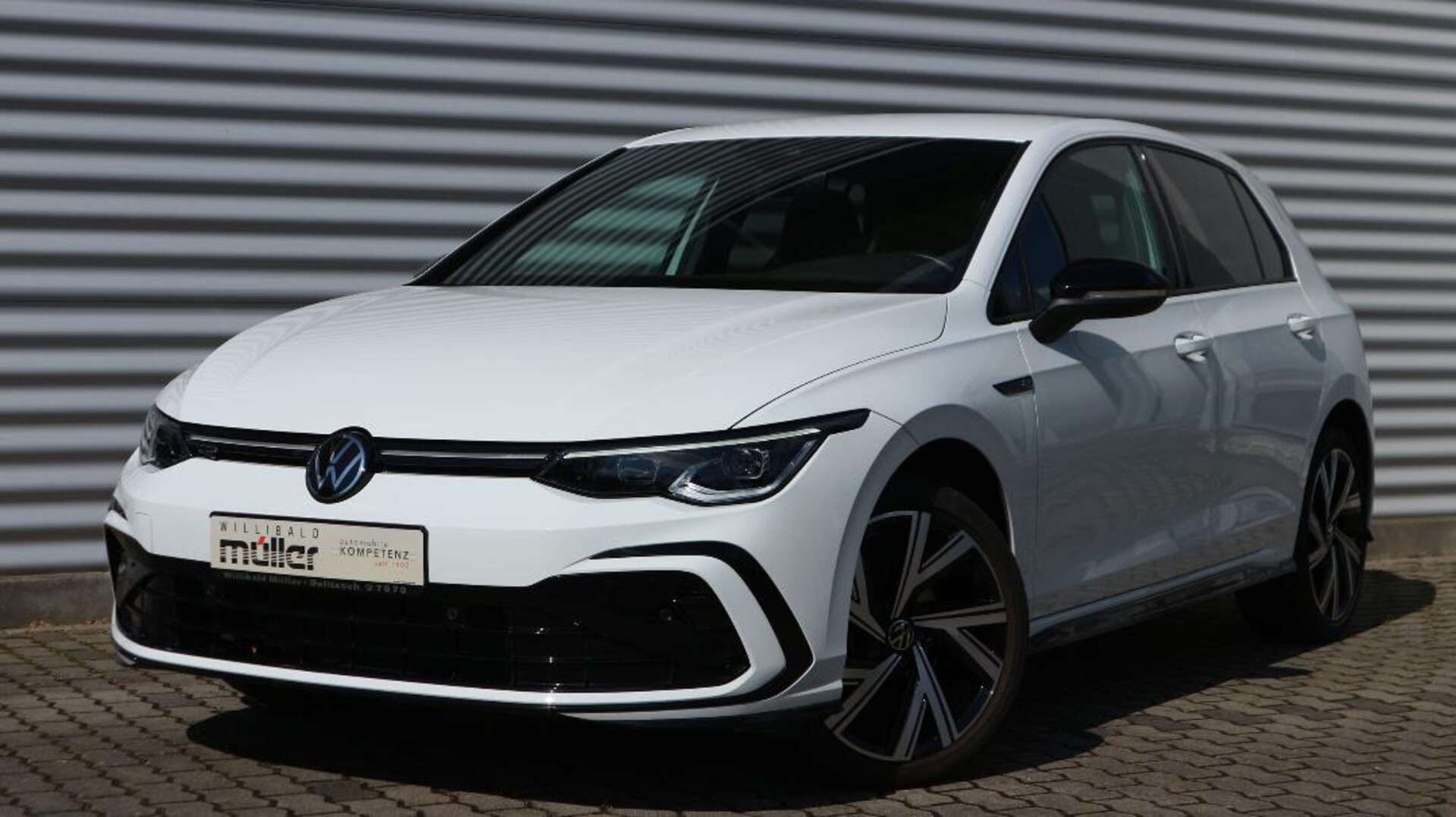 Volkswagen Golf R-Line