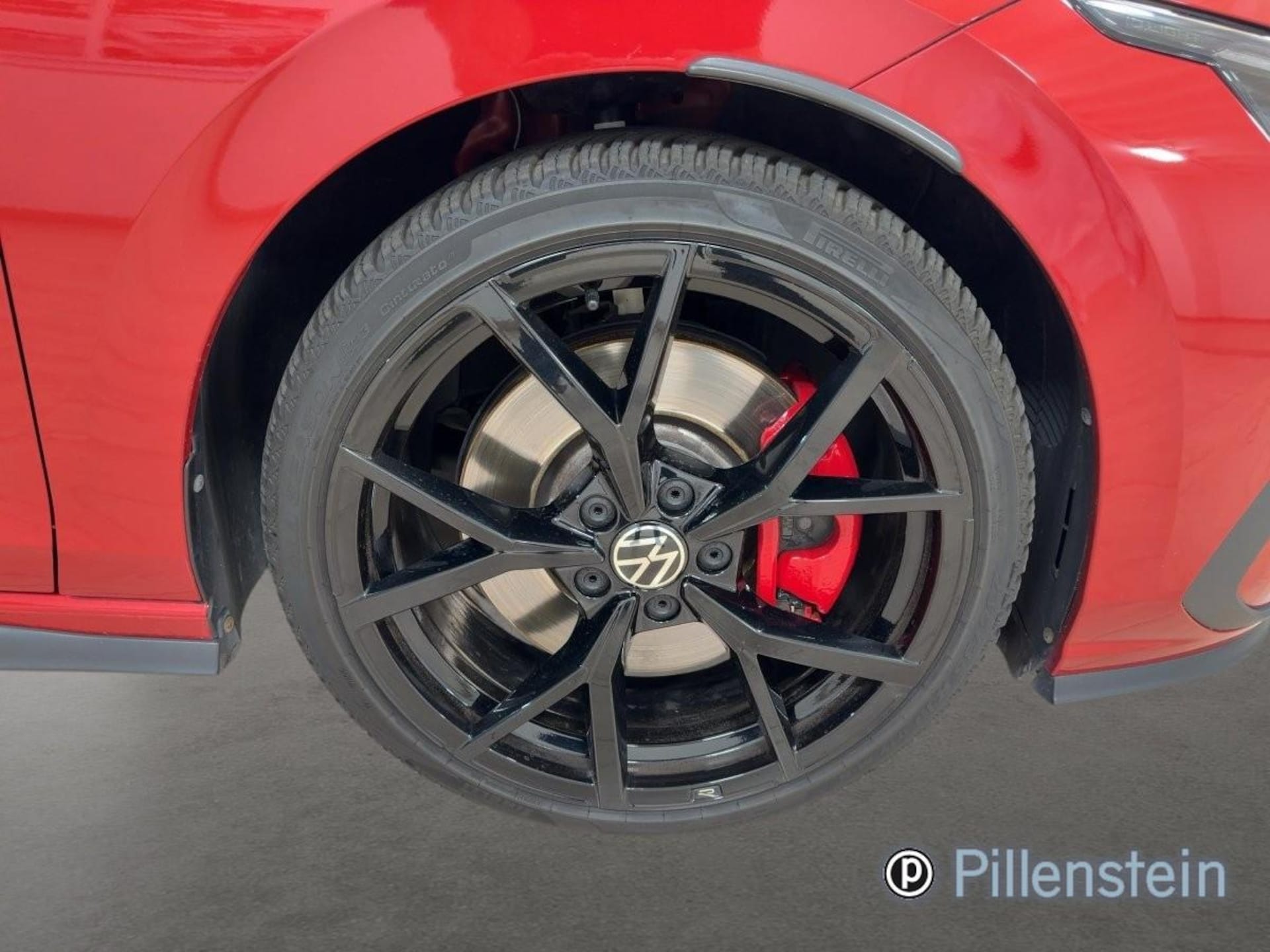Volkswagen Golf GTI