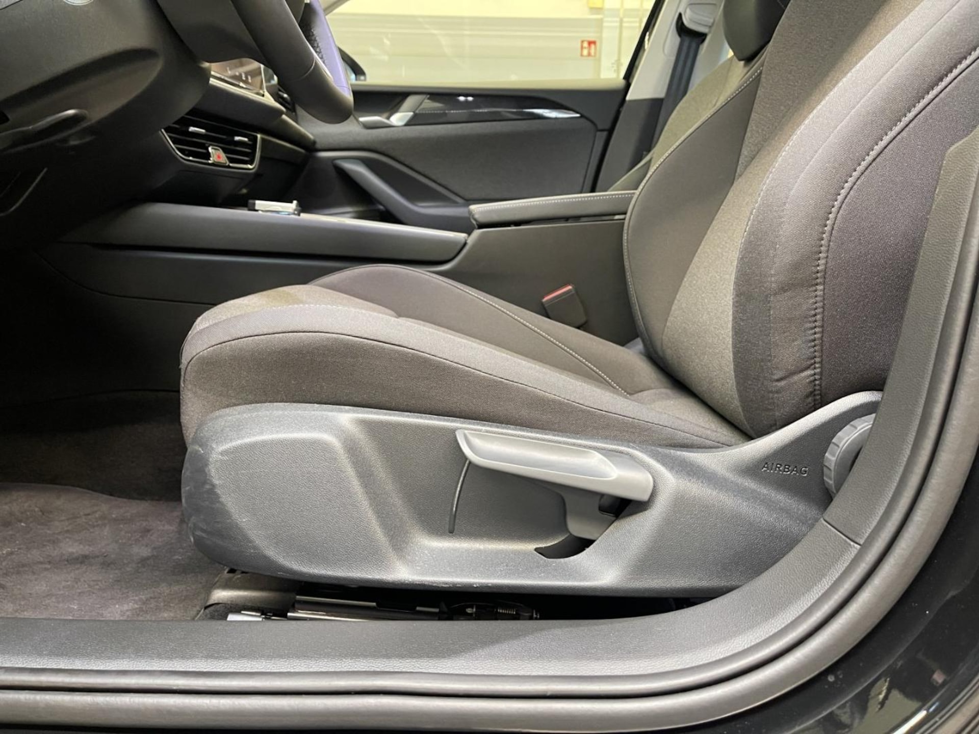 Volkswagen Passat Basis-Modell
