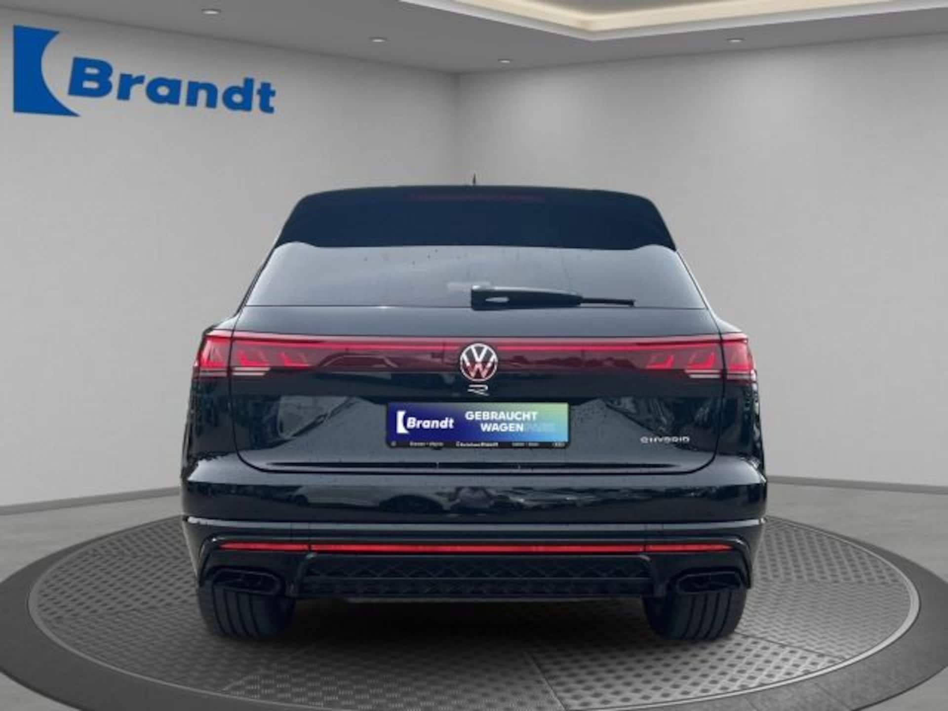 Volkswagen Touareg R