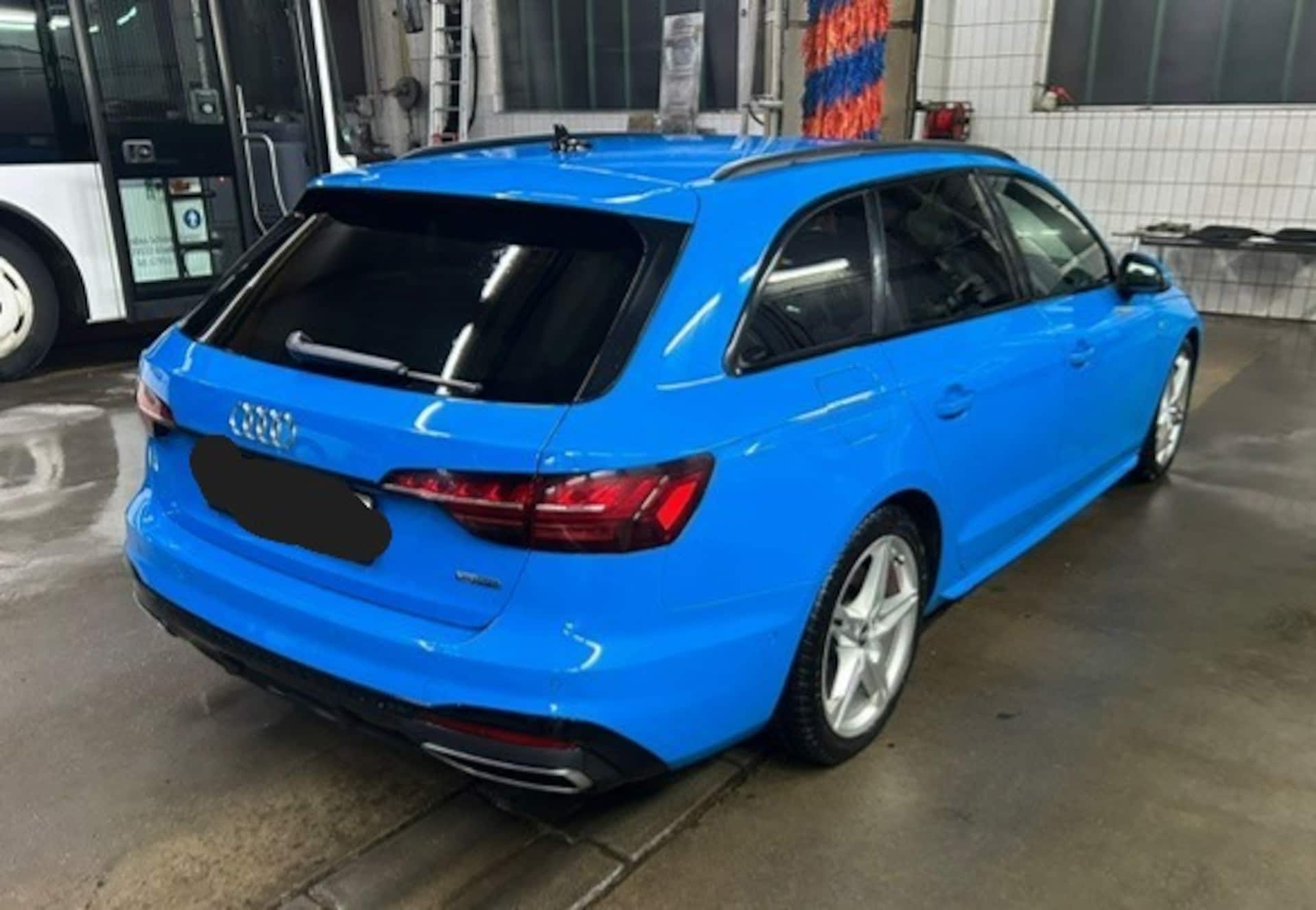 Audi A4 Avant S line