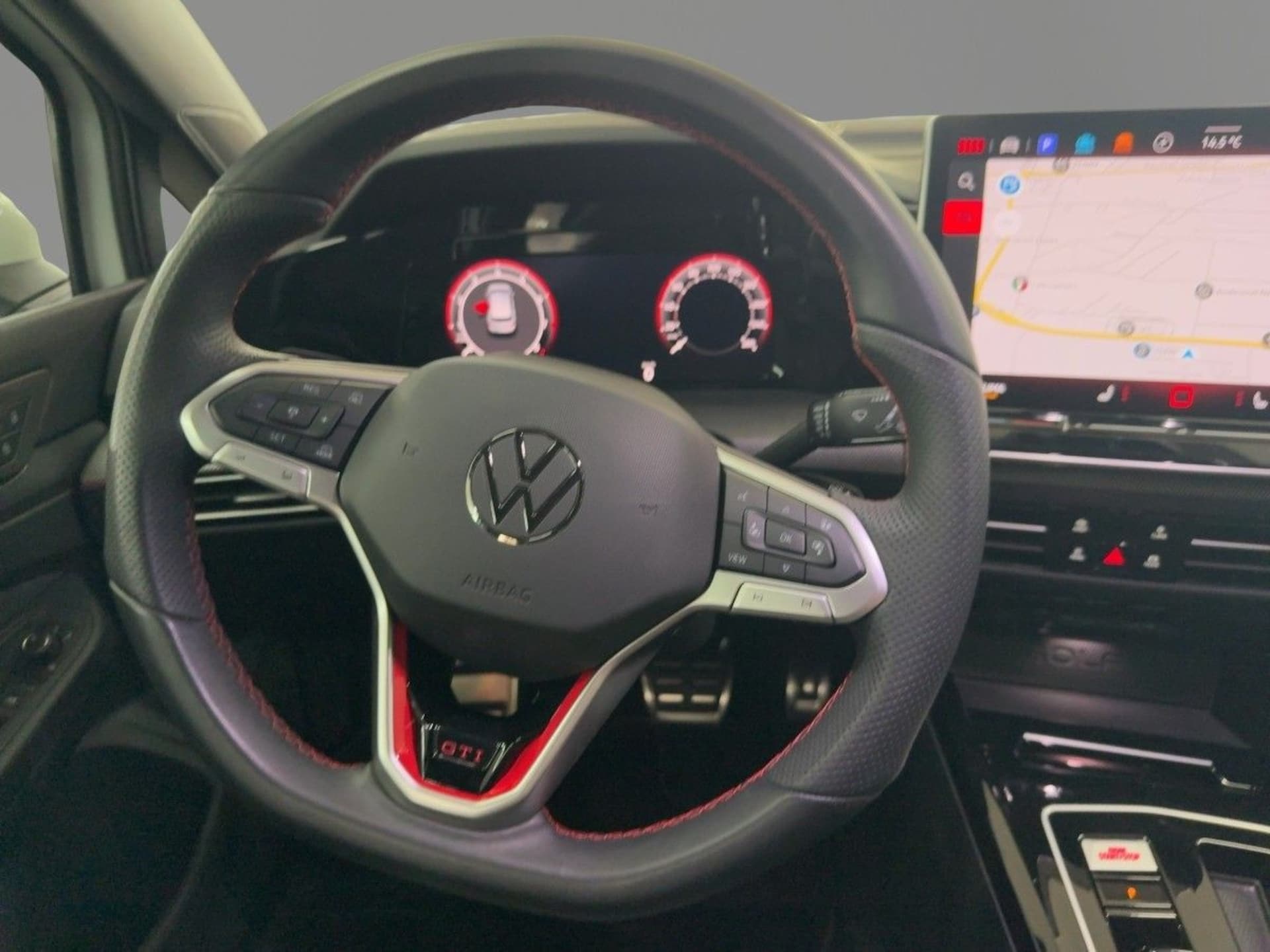 Volkswagen Golf GTI