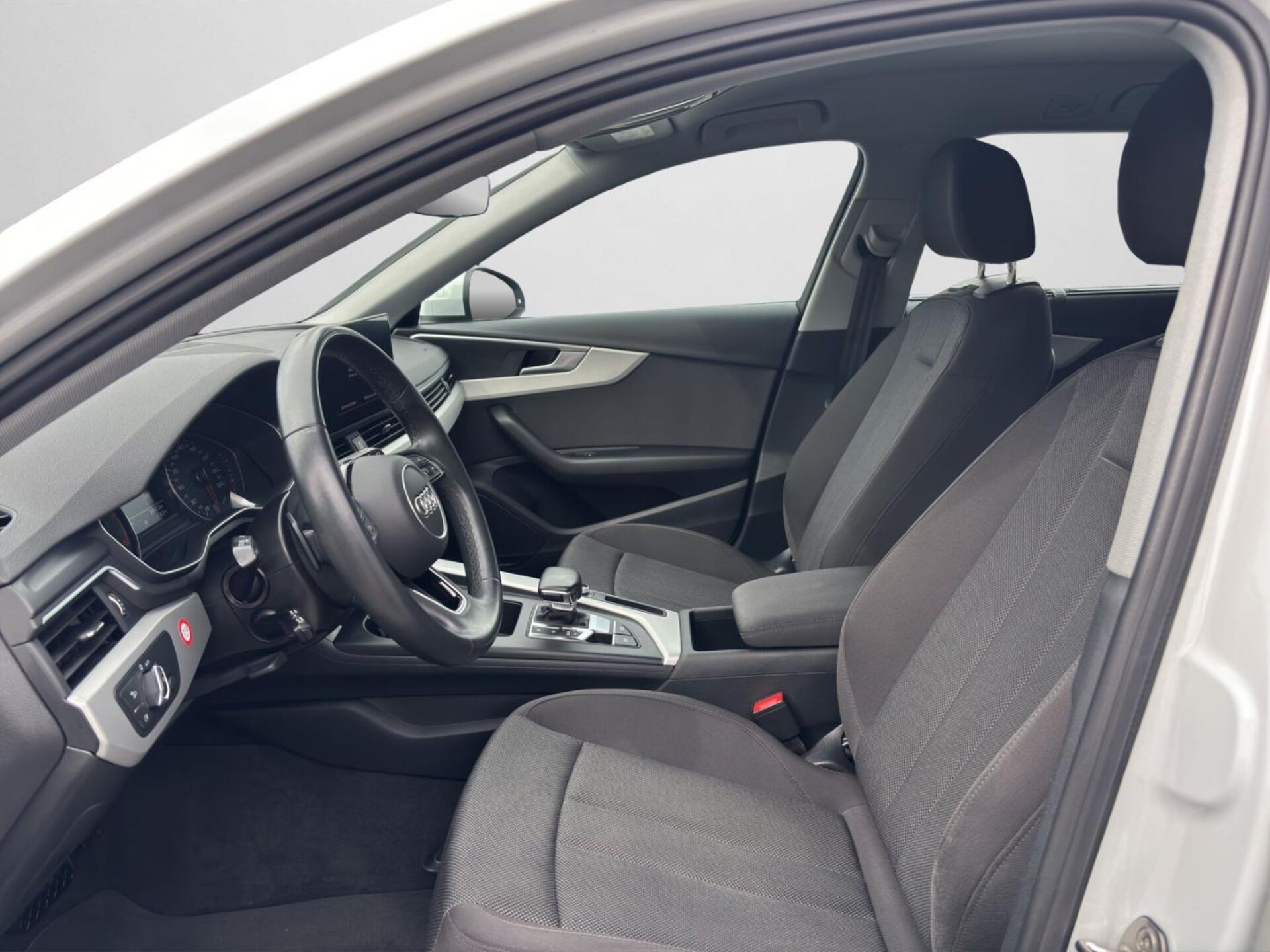 Audi A4 Avant Advanced