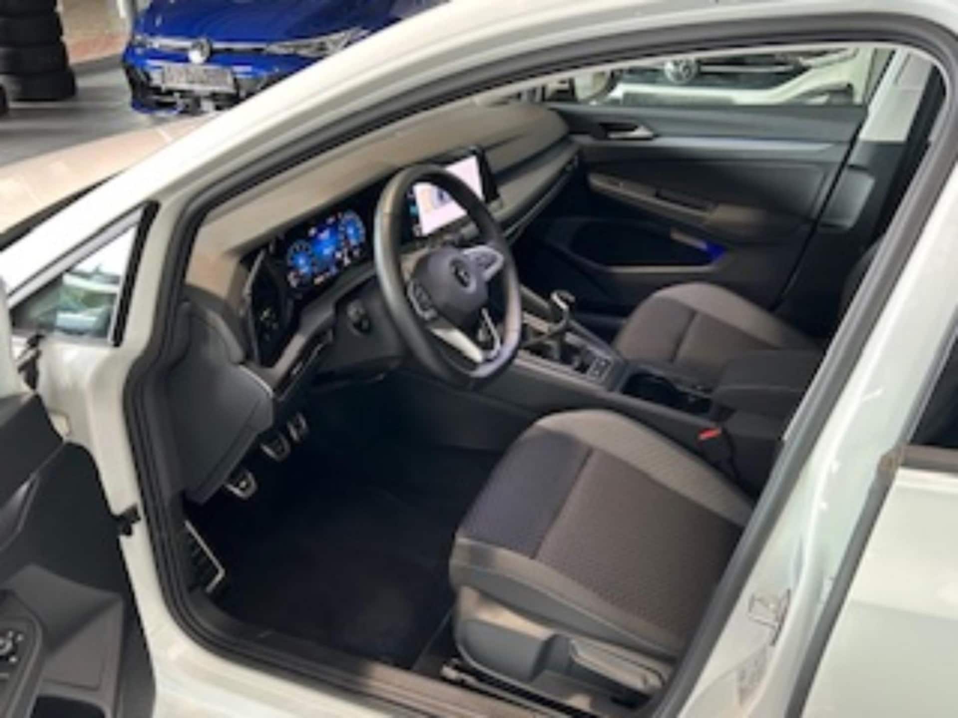 Volkswagen Golf Active