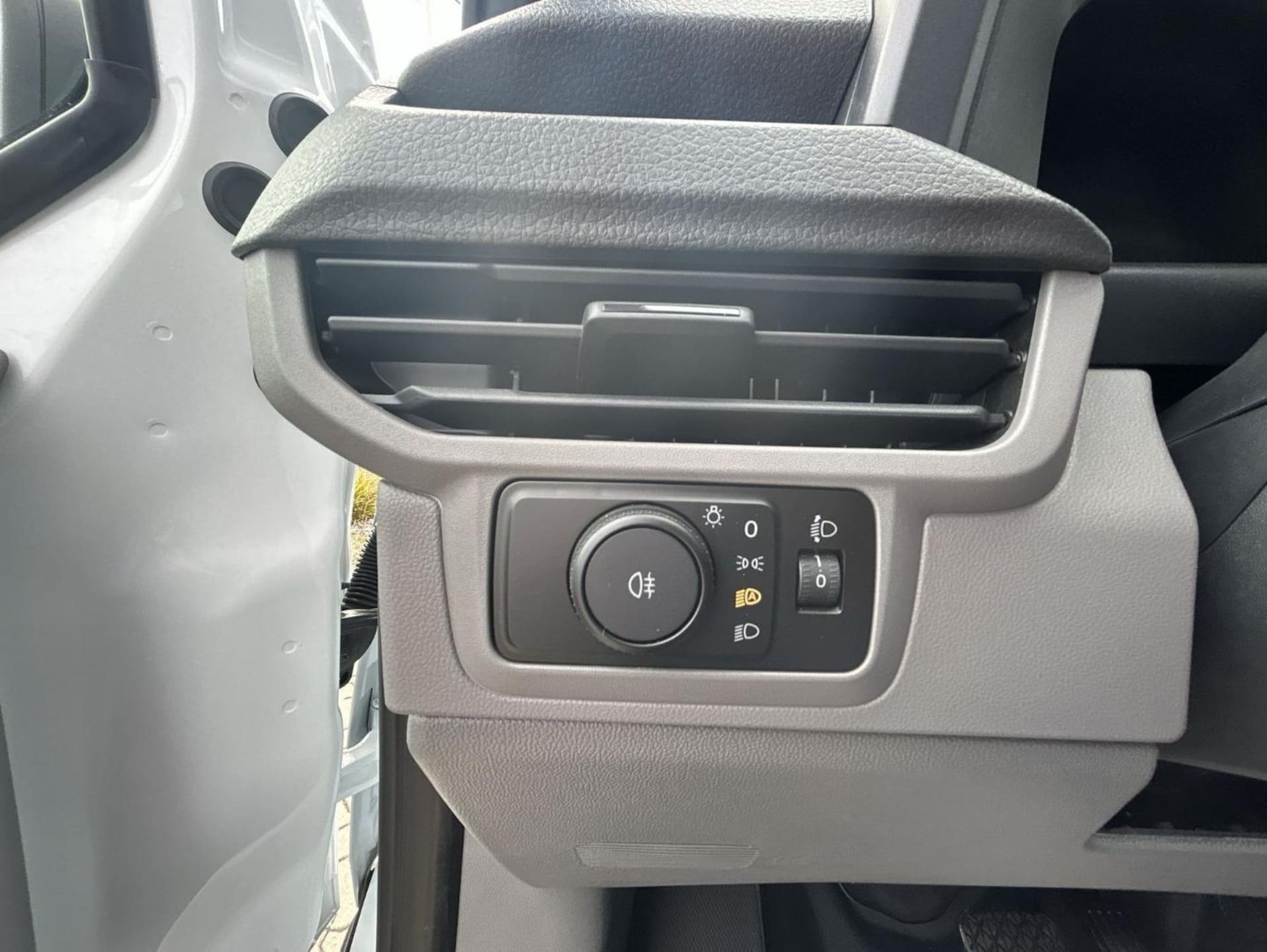 Volkswagen Transporter Kasten kurzer Radstand