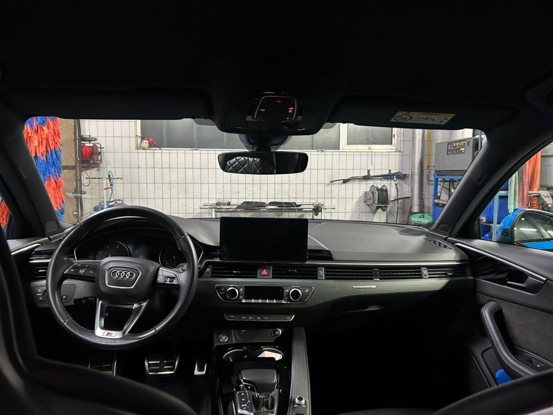 Audi A4 Avant S line