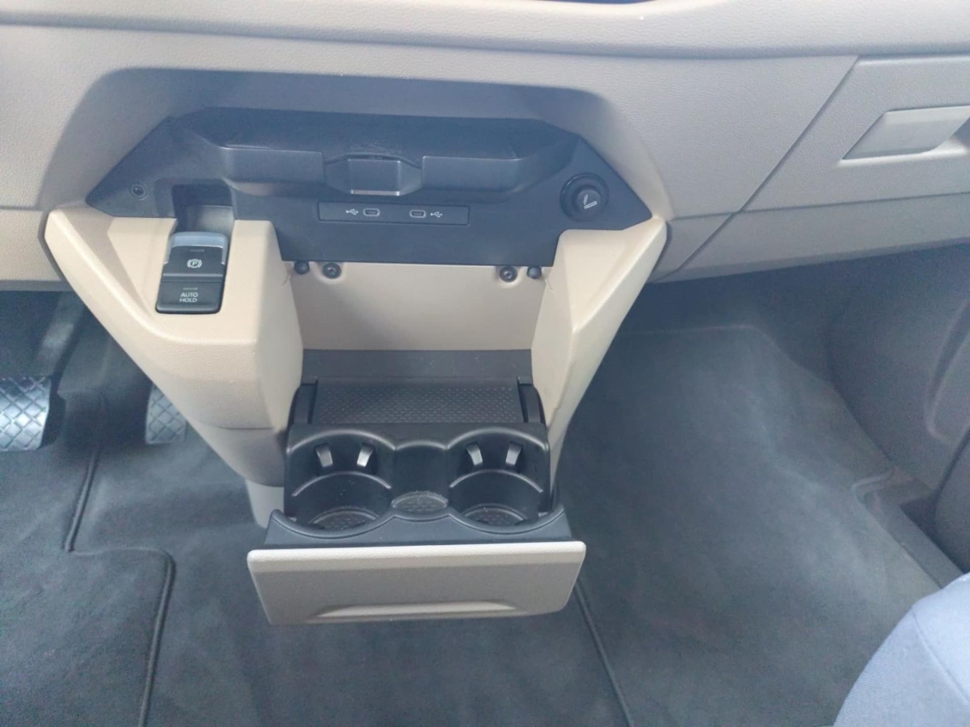 Volkswagen California Beach Camper
