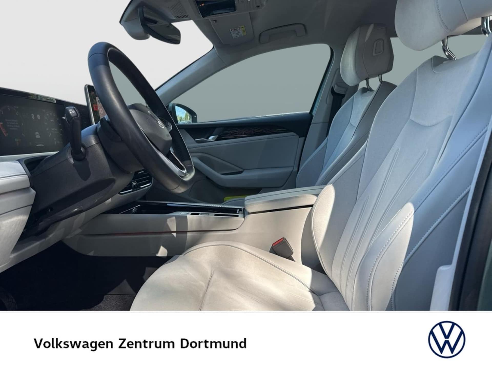 Volkswagen Passat Elegance