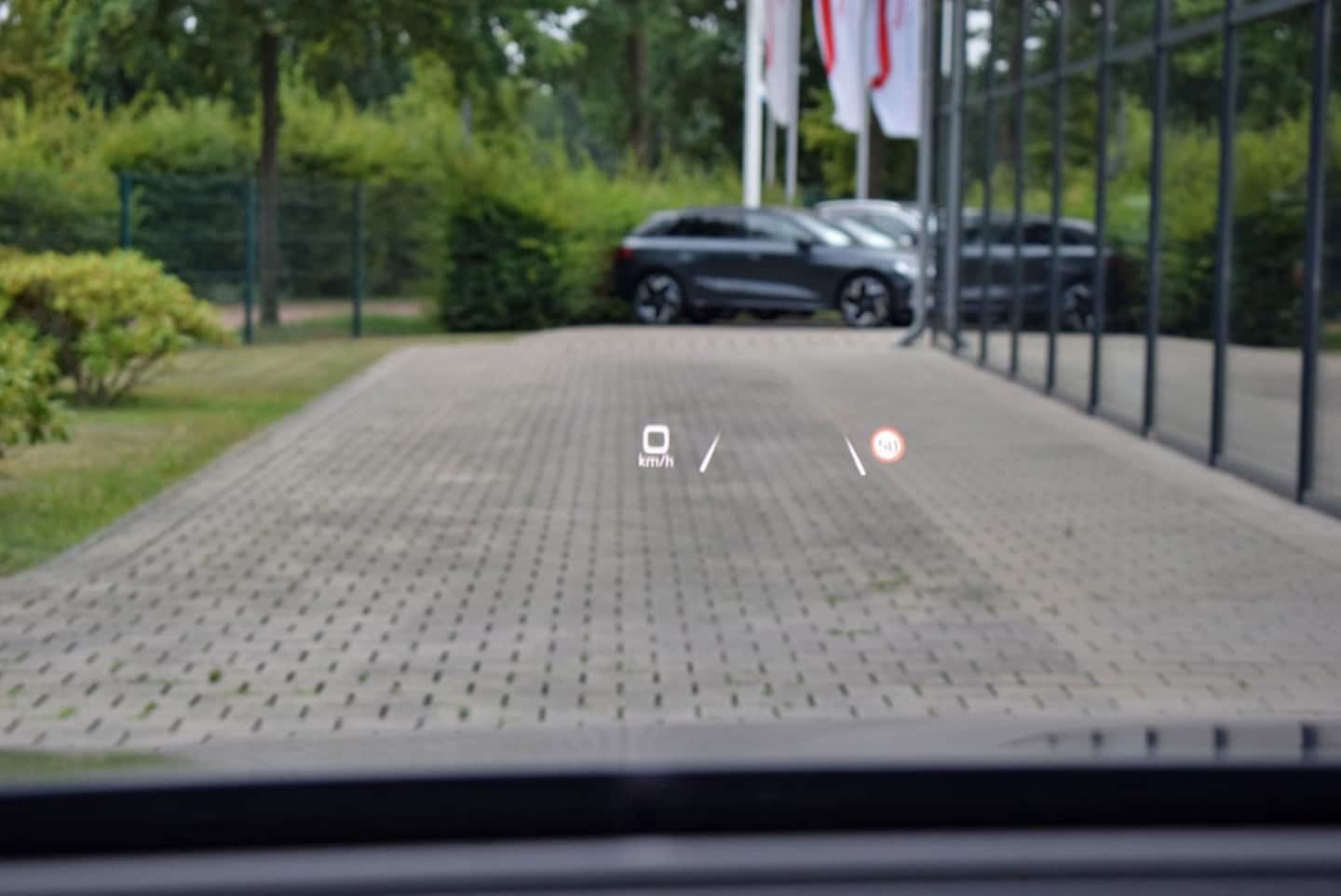 Bild über Audi Q4 e-tron 45 e-tron quattro - für weitere Informationen kontaktieren Sie den Audi Partner