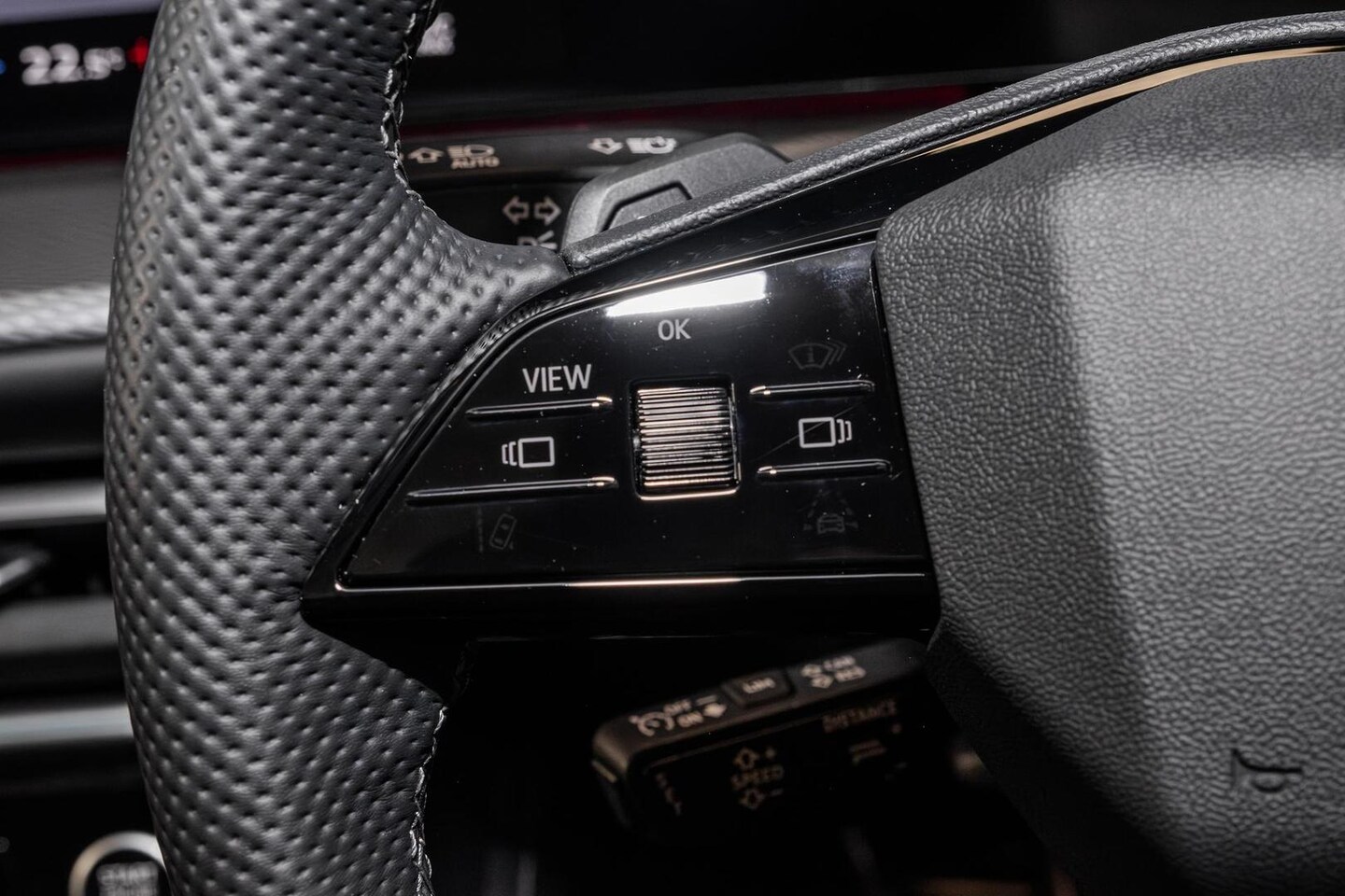 Image about Audi Q5 SUV e-hybrid quattro S tronic