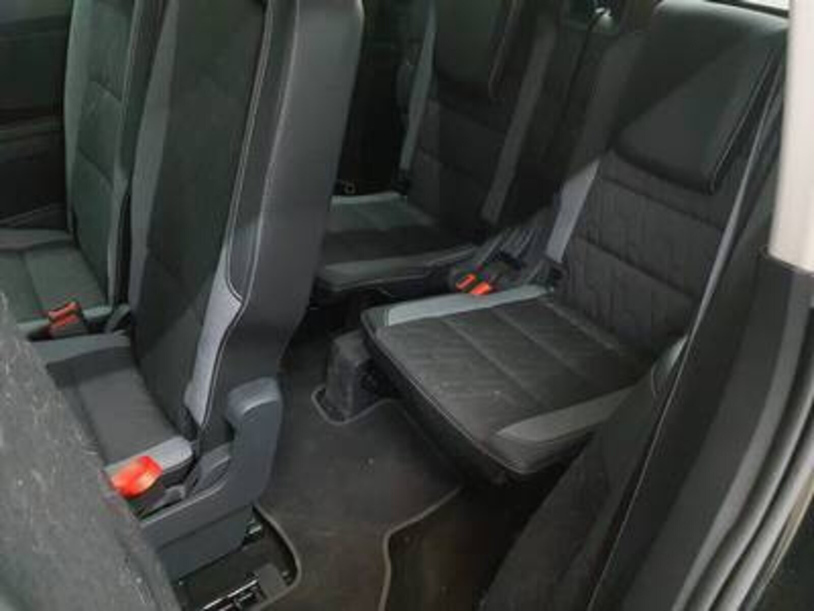 Volkswagen Touran – Bild 9