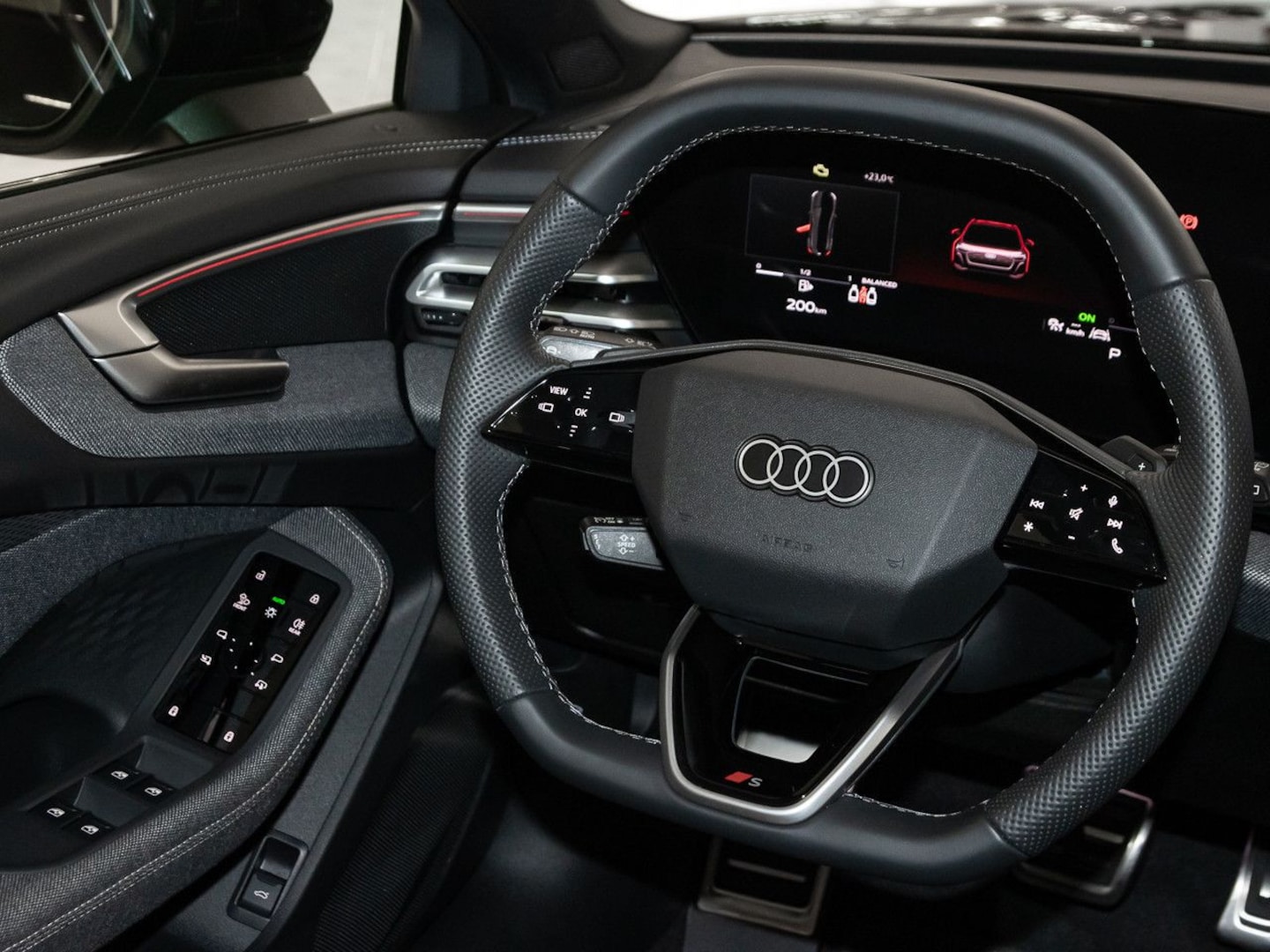 Bild über Audi A5 Avant TFSI 150 kW S tronic - für weitere Informationen kontaktieren Sie den Audi Partner