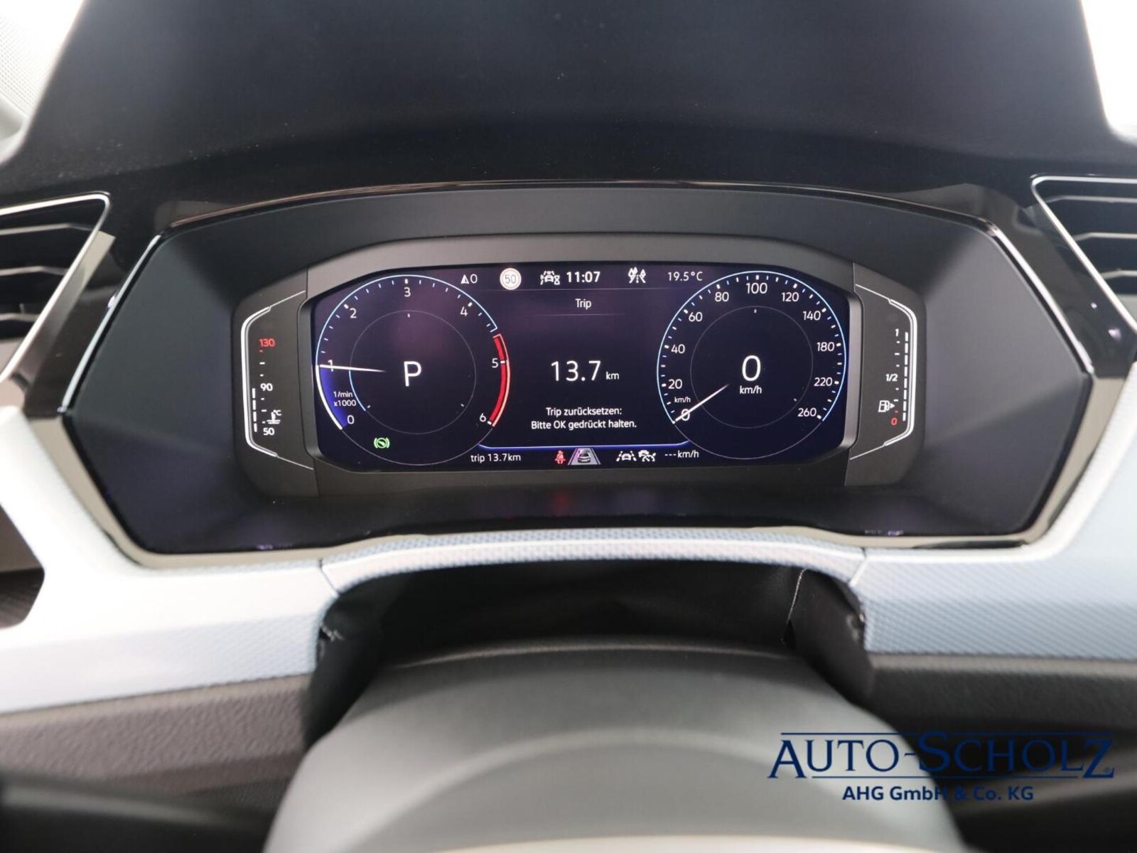 Volkswagen Touran – Bild 7