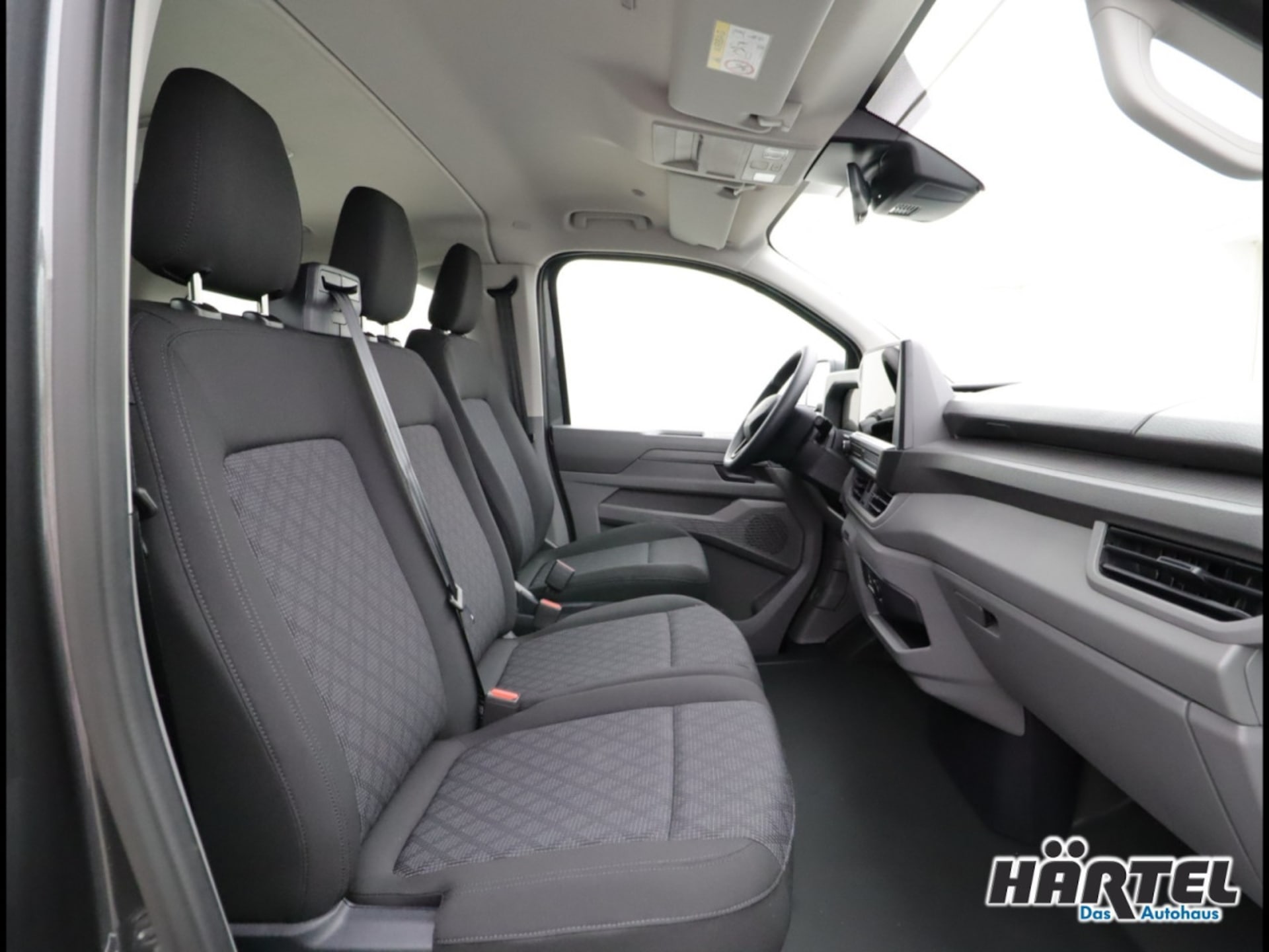 Volkswagen Transporter Kombi langer Radstand