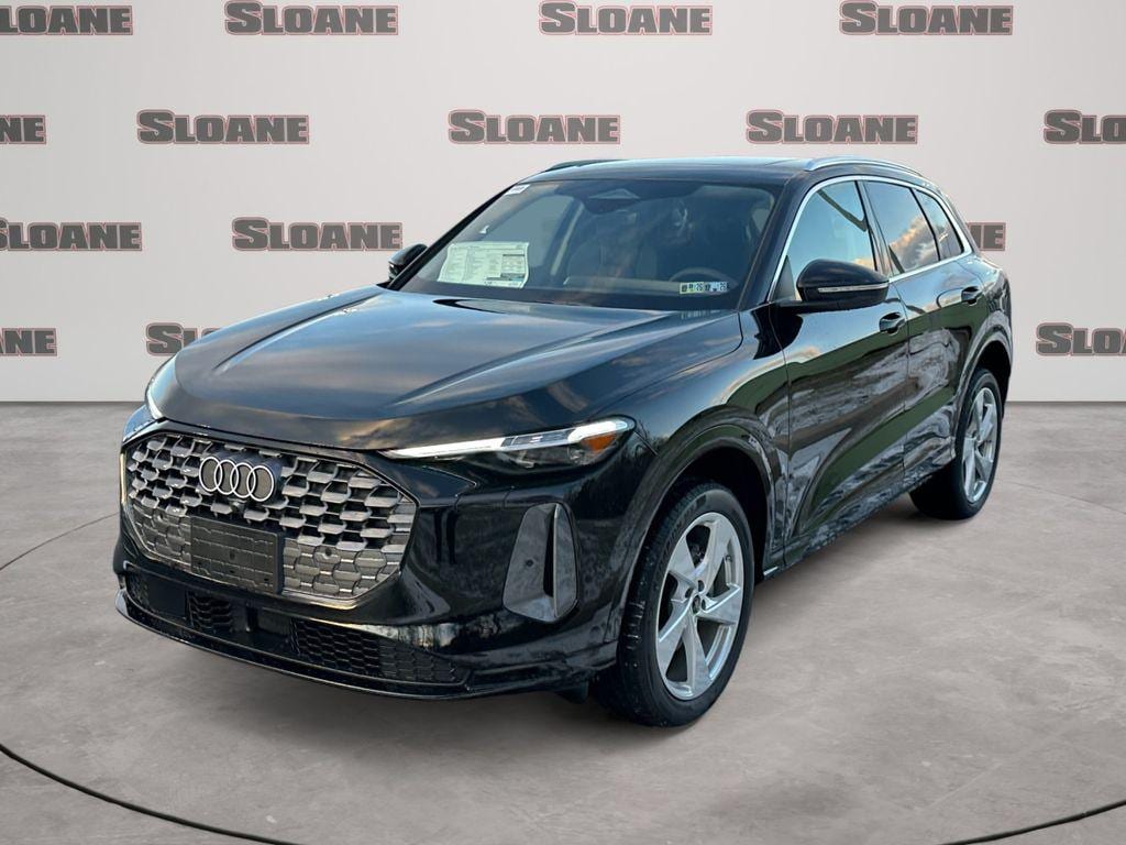 2025 Audi Q5 40 Premium Plus's photo