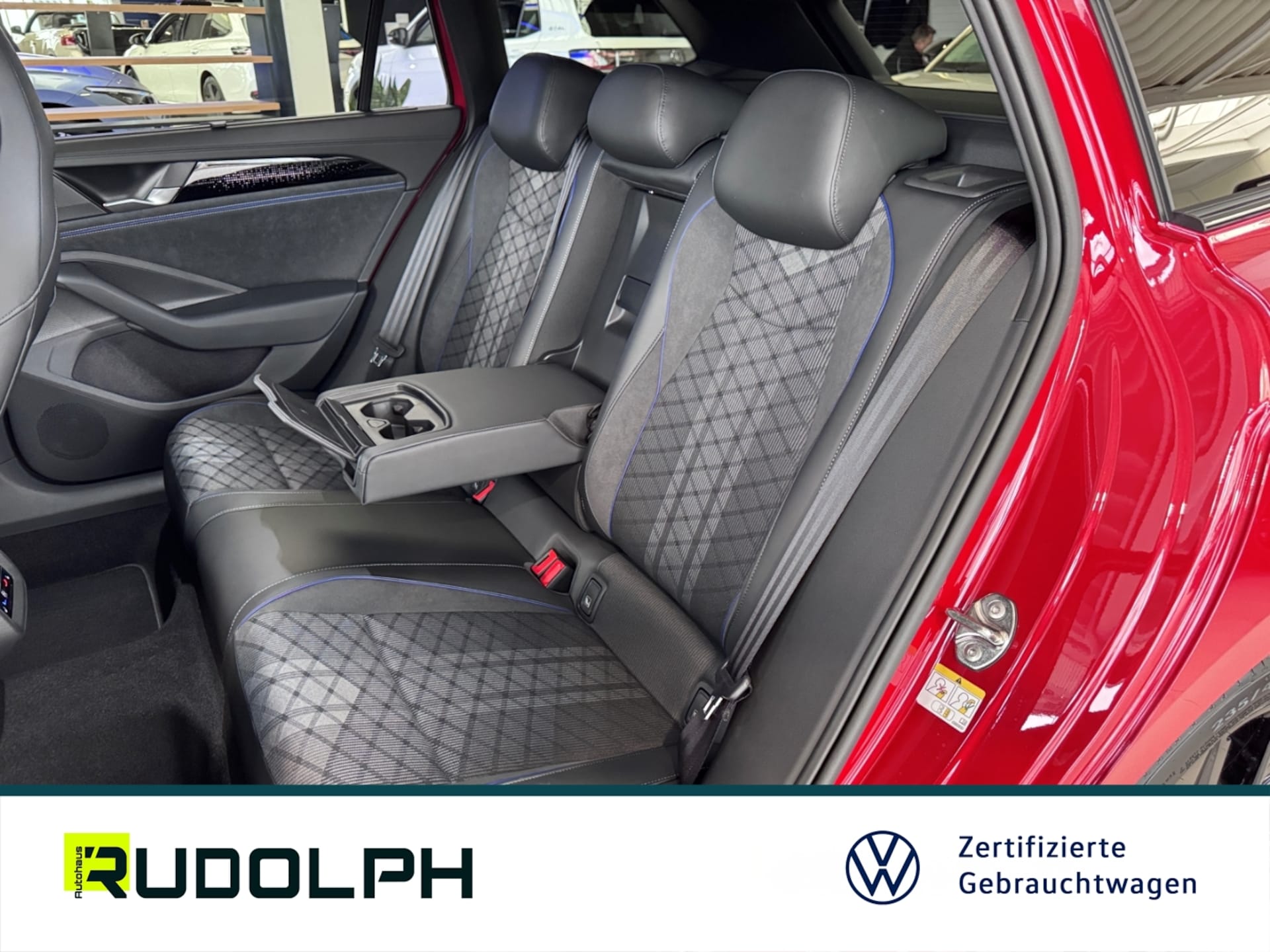 Volkswagen Passat R-Line
