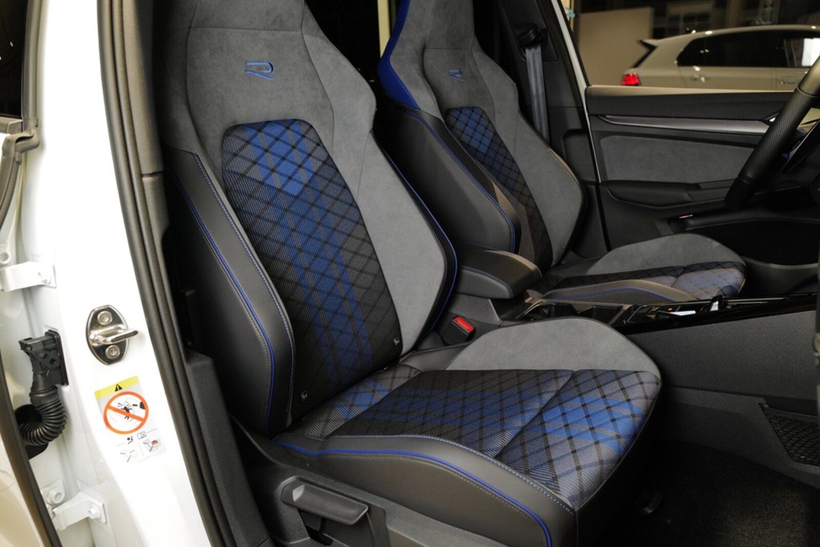 Volkswagen Golf – Bild 9