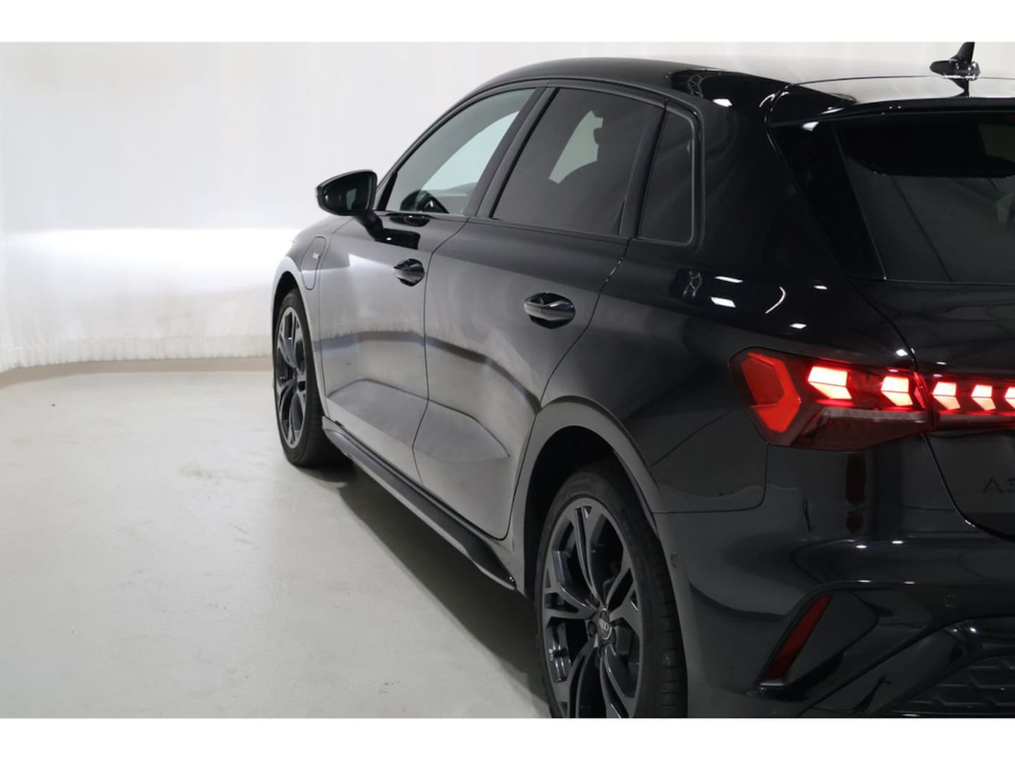 Bild über Audi A3 Sportback TFSI e TFSI e 150 kW S tronic - für weitere Informationen kontaktieren Sie den Audi Partner