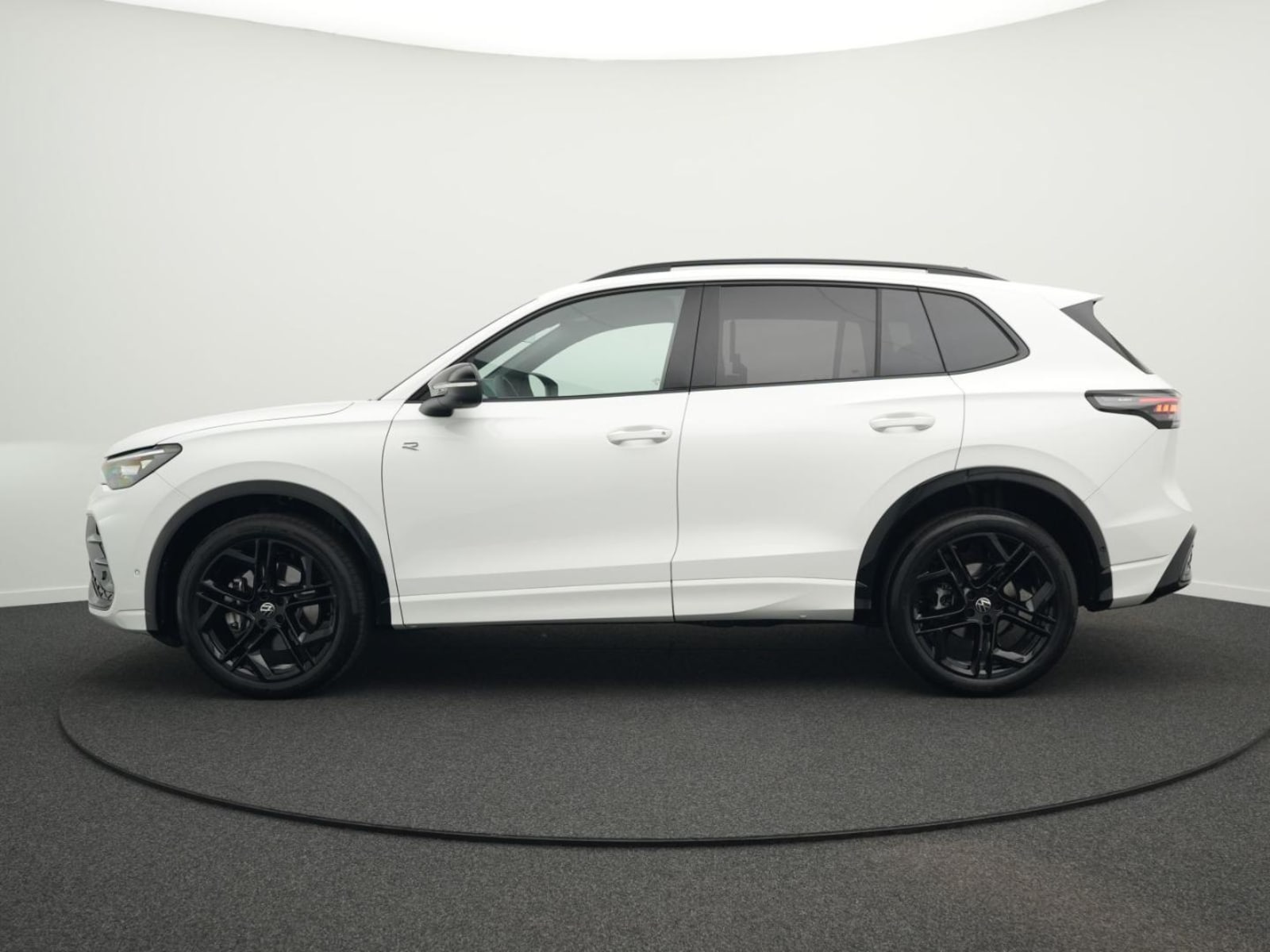 Volkswagen Tiguan – Bild 13