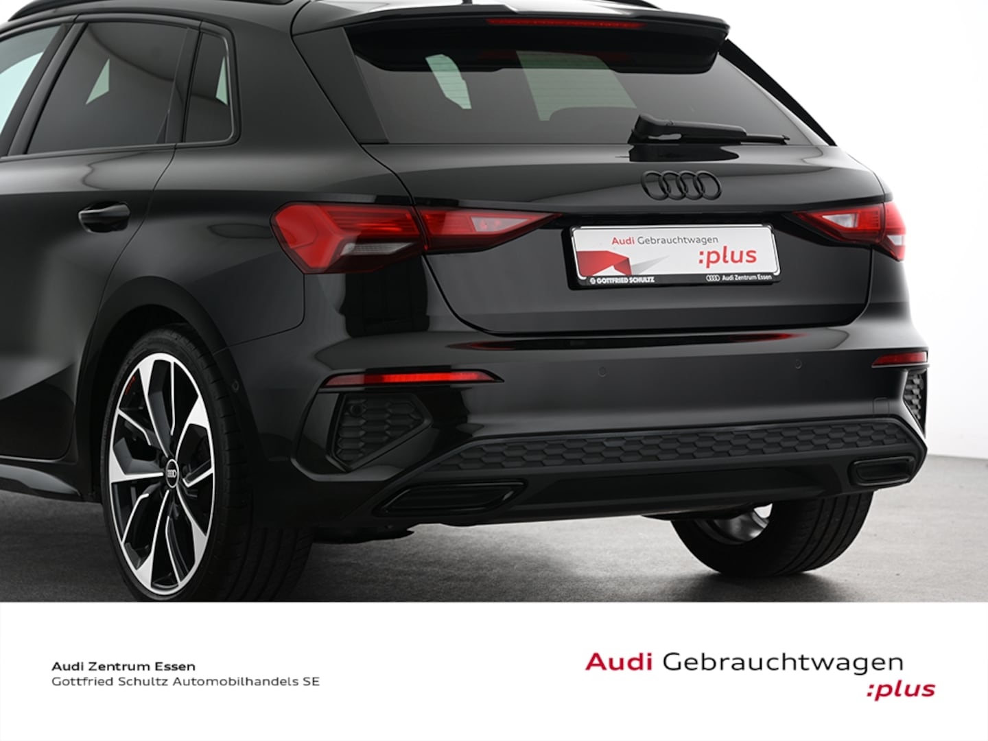 Bild über Audi A3 Sportback S line 35 TFSI S tronic - für weitere Informationen kontaktieren Sie den Audi Partner