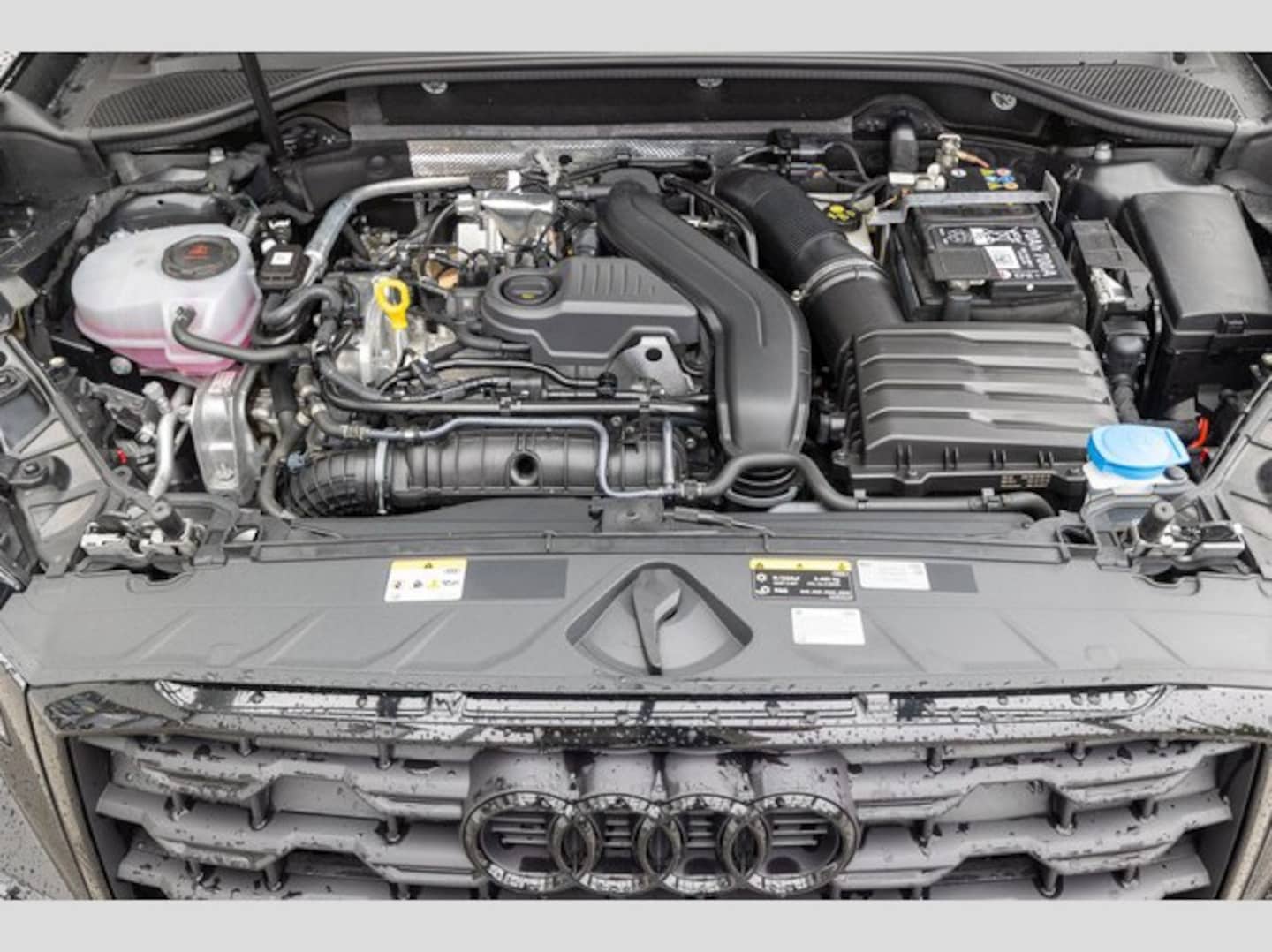 Bild über Audi Q2 advanced 35 TFSI S tronic - für weitere Informationen kontaktieren Sie den Audi Partner