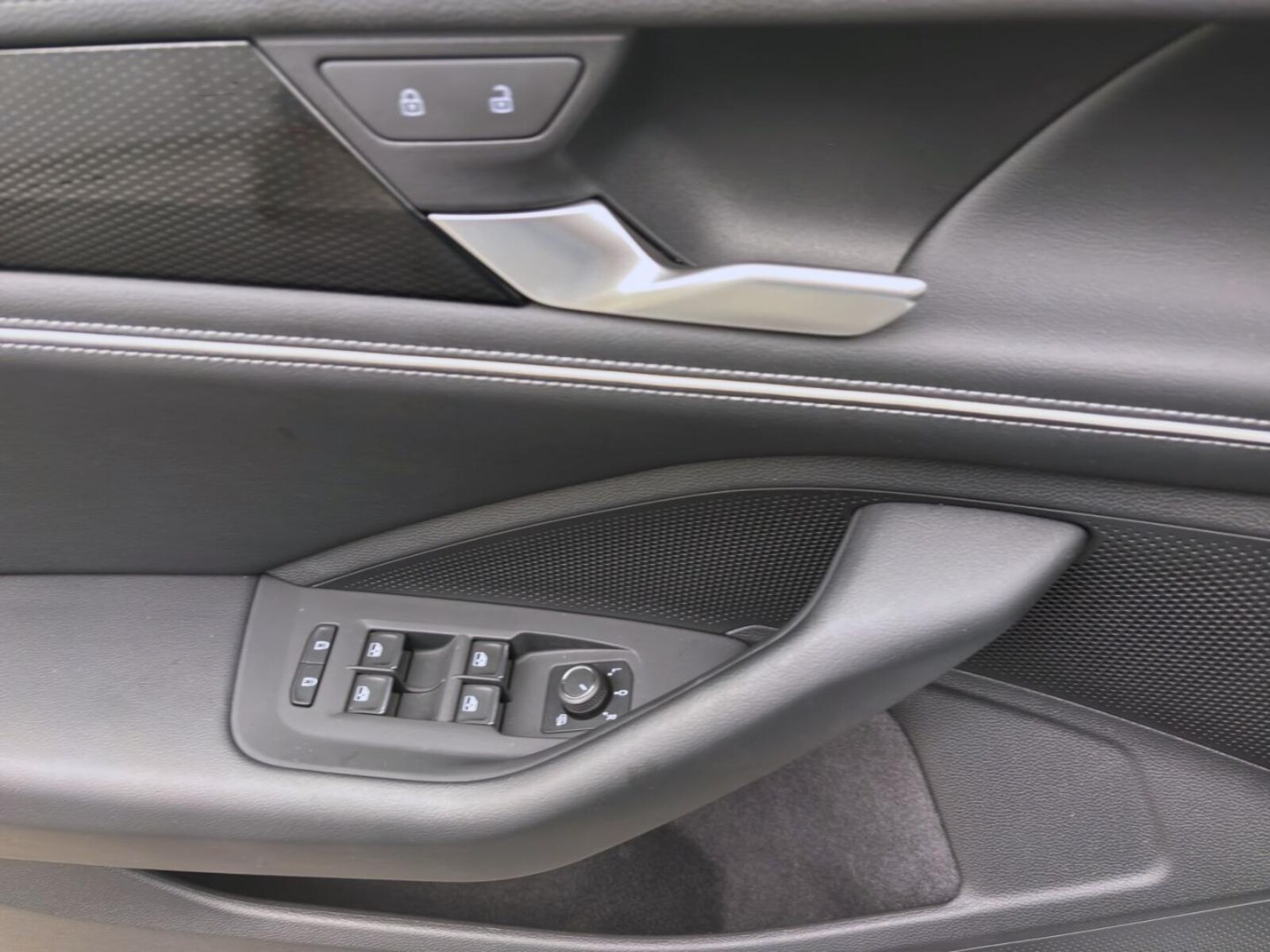 Volkswagen Passat – Bild 11