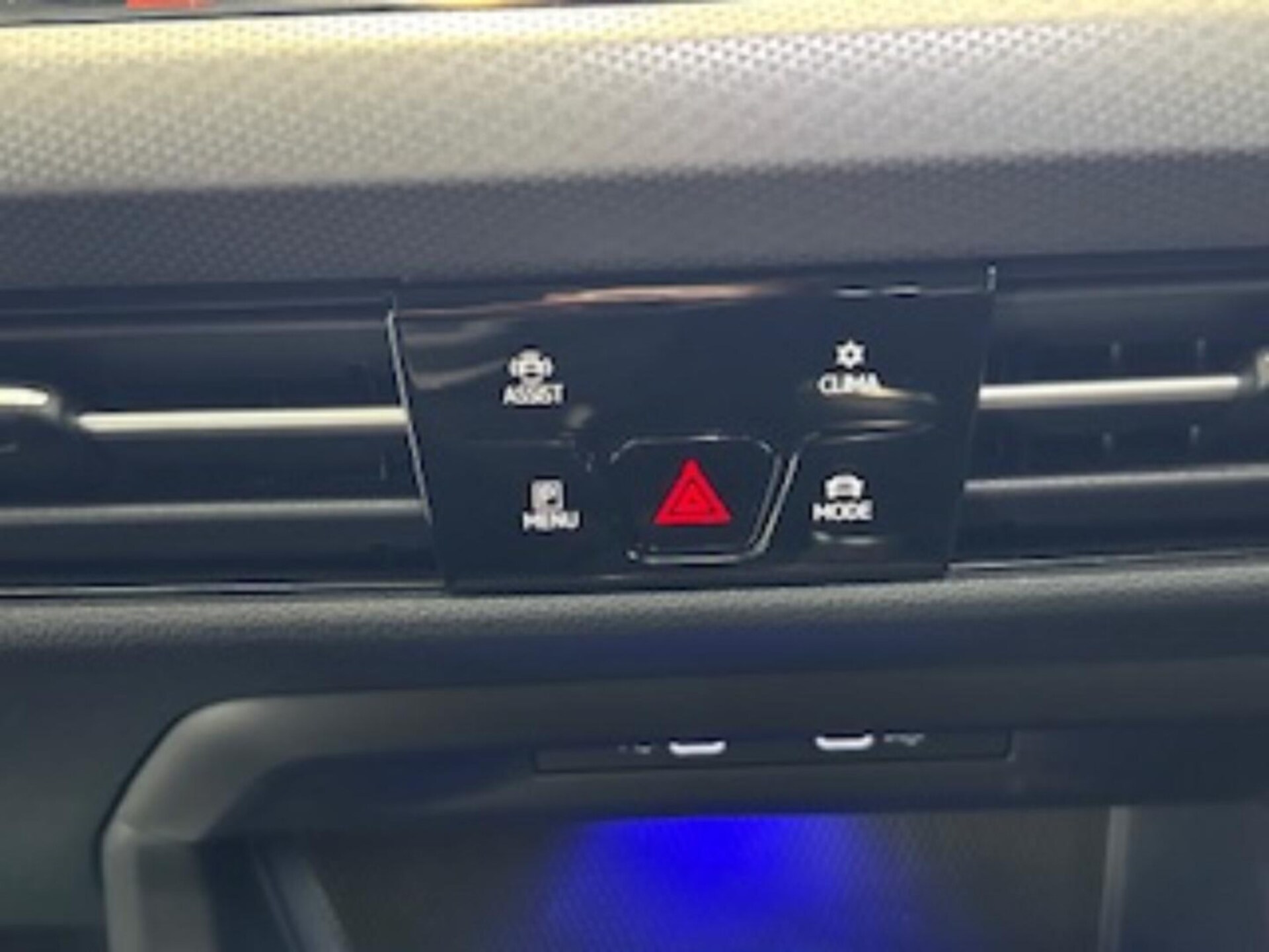 Volkswagen Golf Active