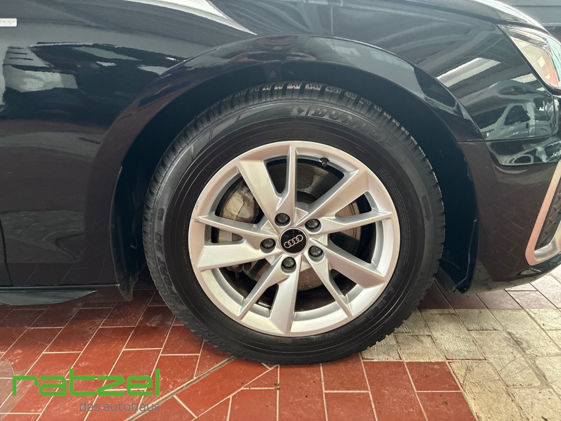 Audi A4 Avant S line