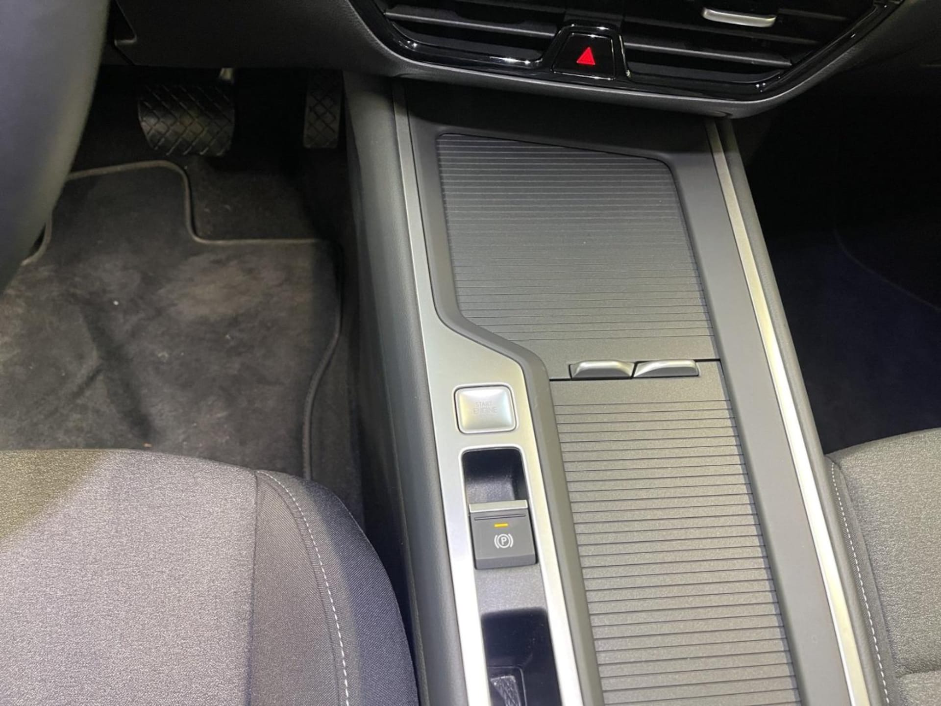 Volkswagen Passat Basis-Modell
